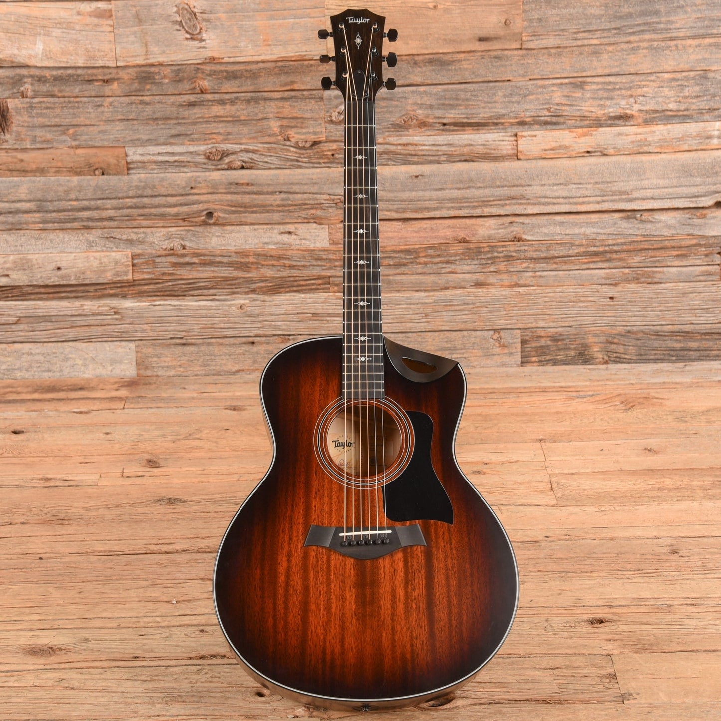 Taylor 326ce Sunburst 2020