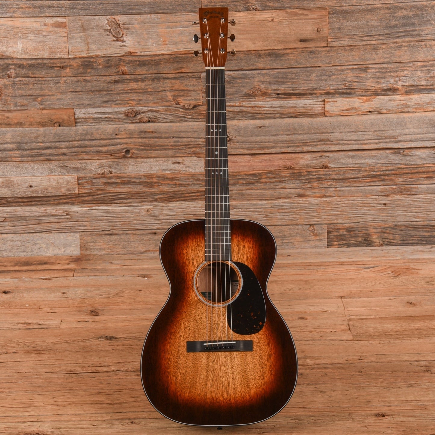 Martin 00-DB Jeff Tweedy Reissue Sunburst 2025