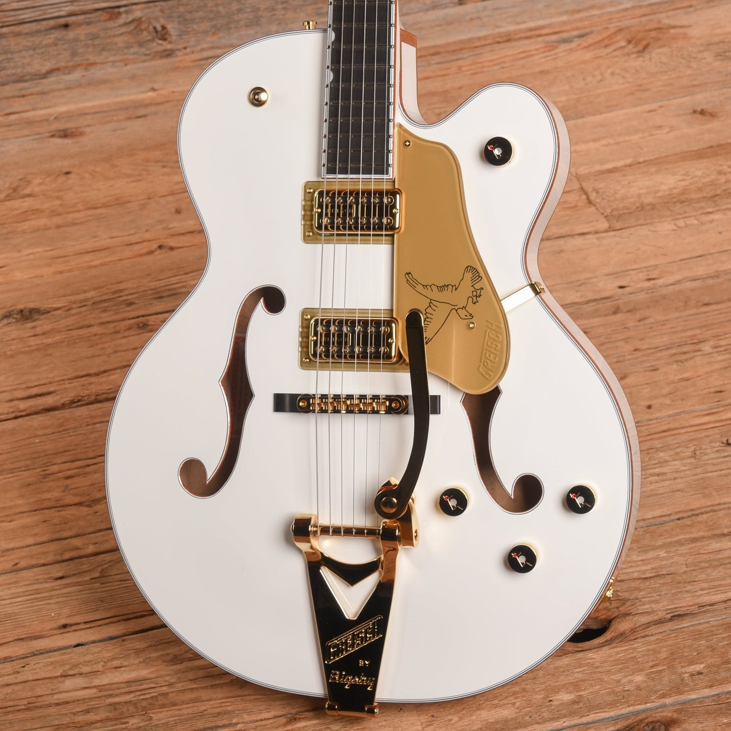 Gretsch Professional Falcon White 2025