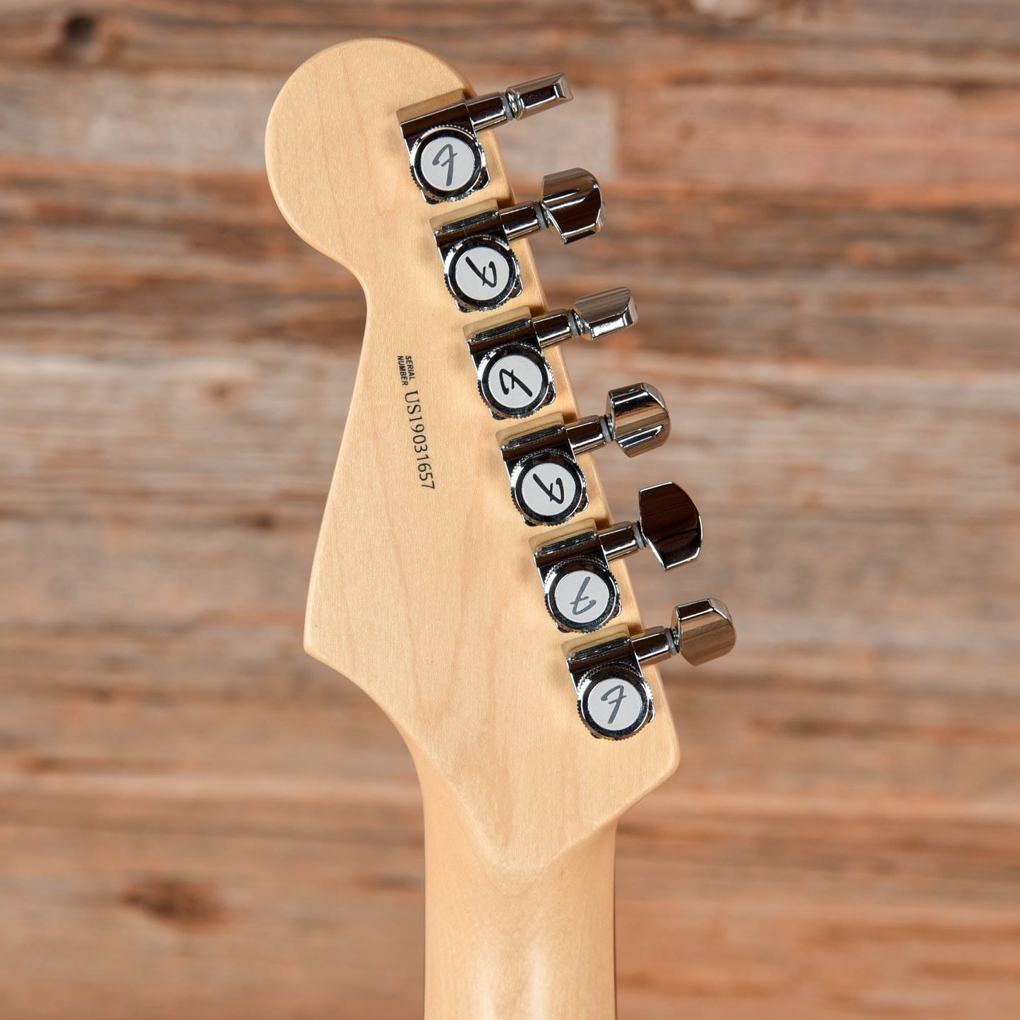 Fender American Professional Stratocaster Mystic Seafoam