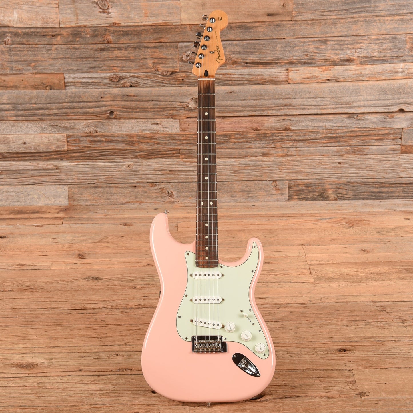 Fender Limited Edition Player Stratocaster Shell Pink 2019