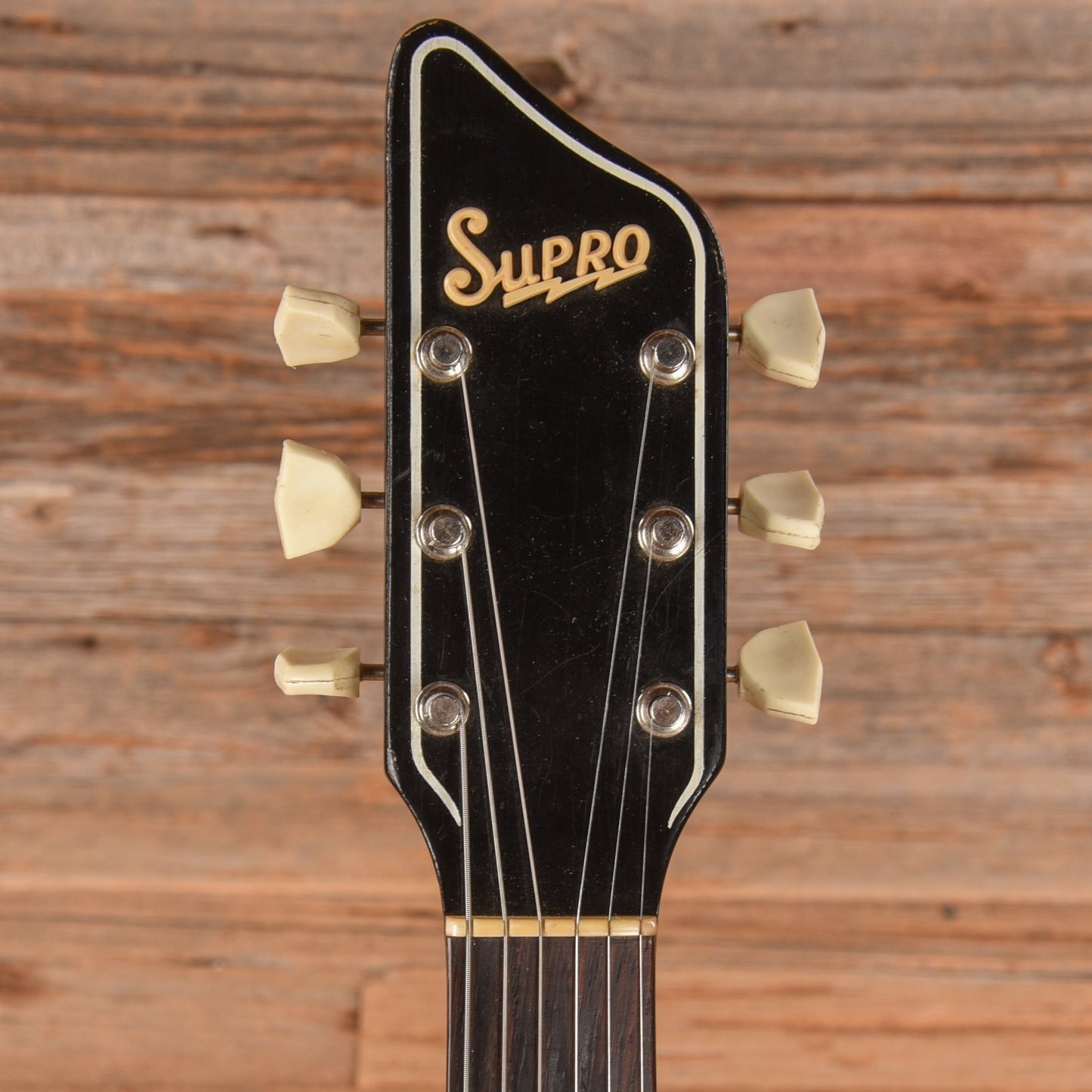Supro Dualtone White 1962
