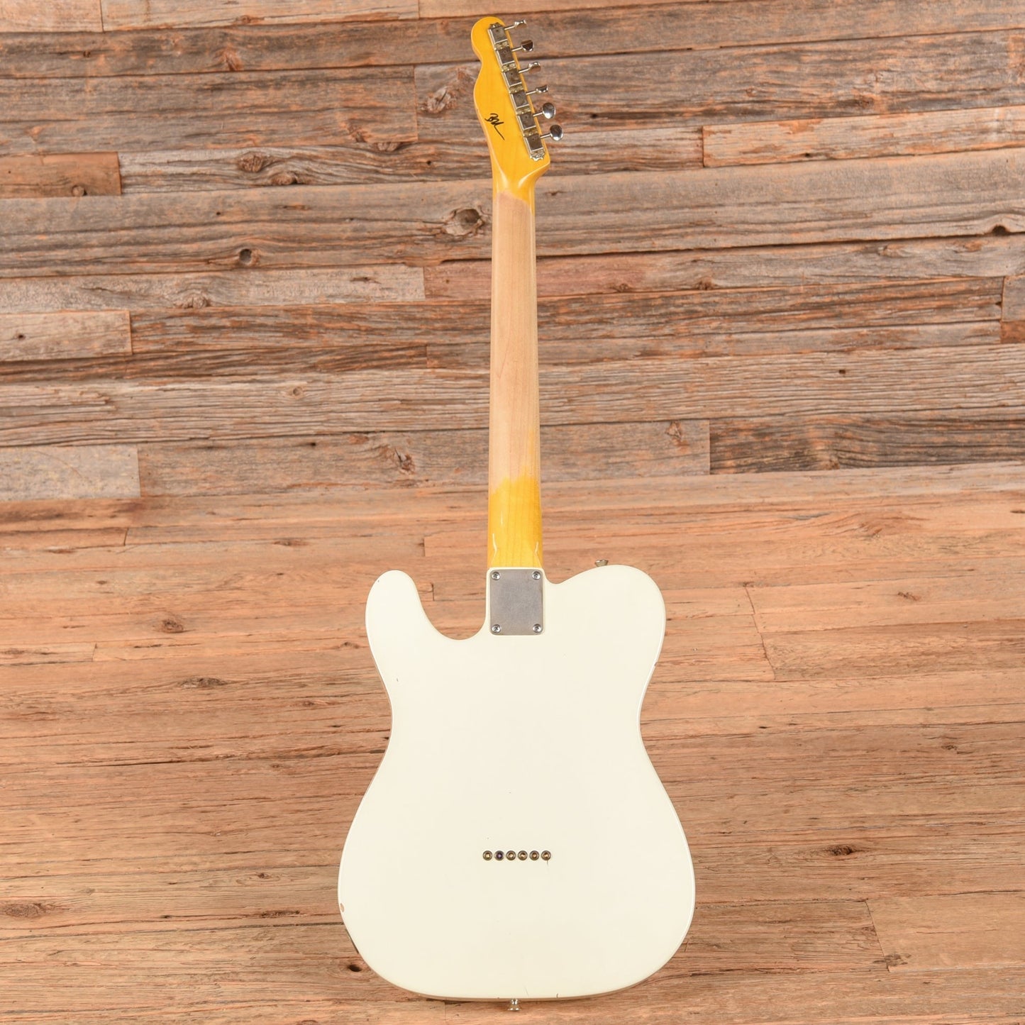 Nash T-63 2H White