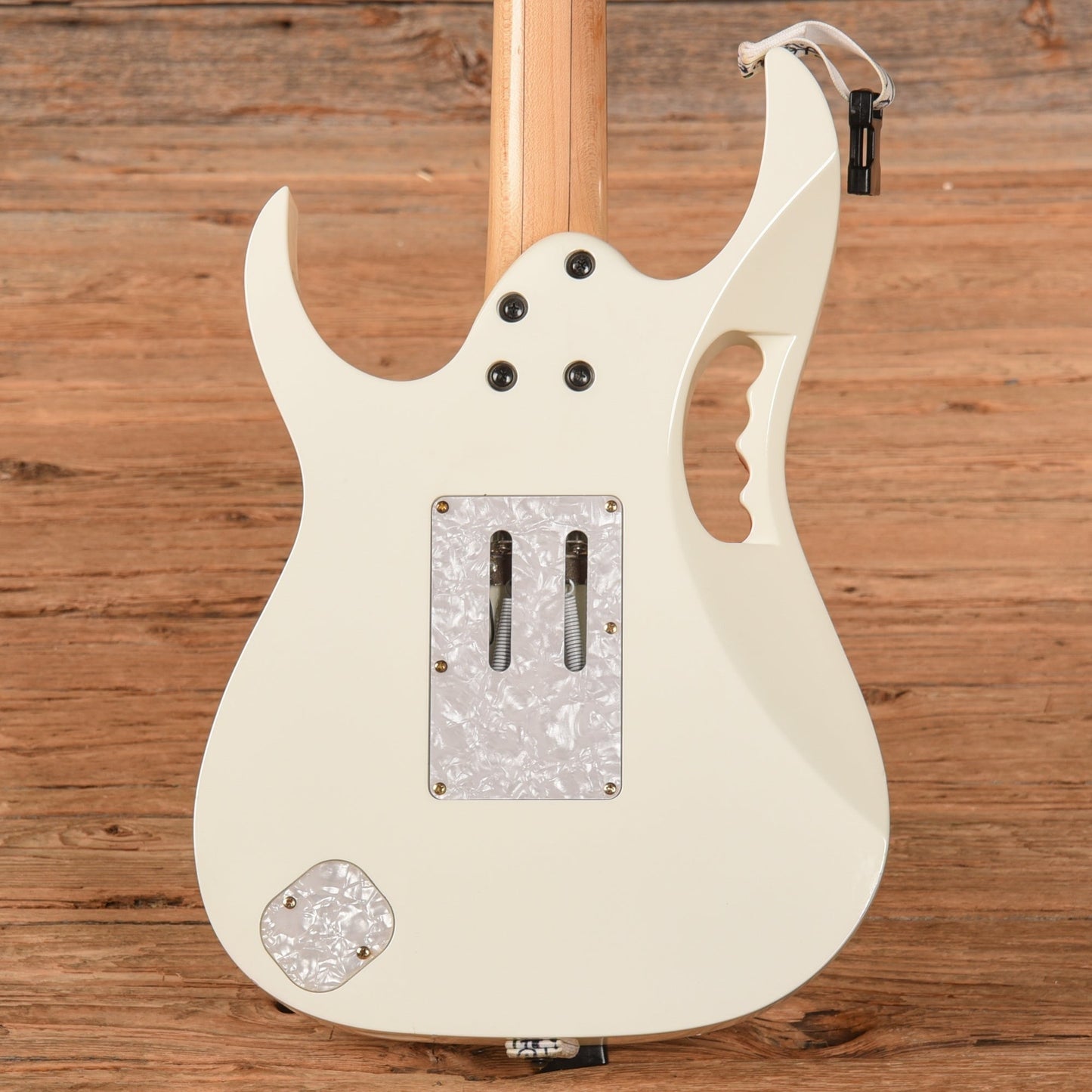 Ibanez JEM7V White 2010