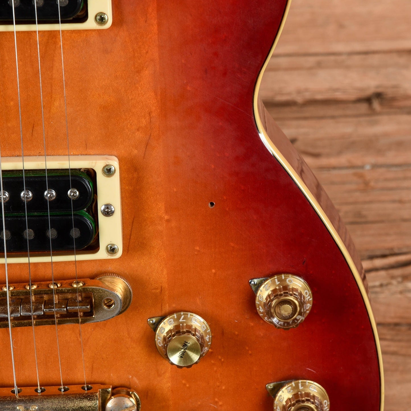 Yamaha SG800 Cherry Sunburst 1980