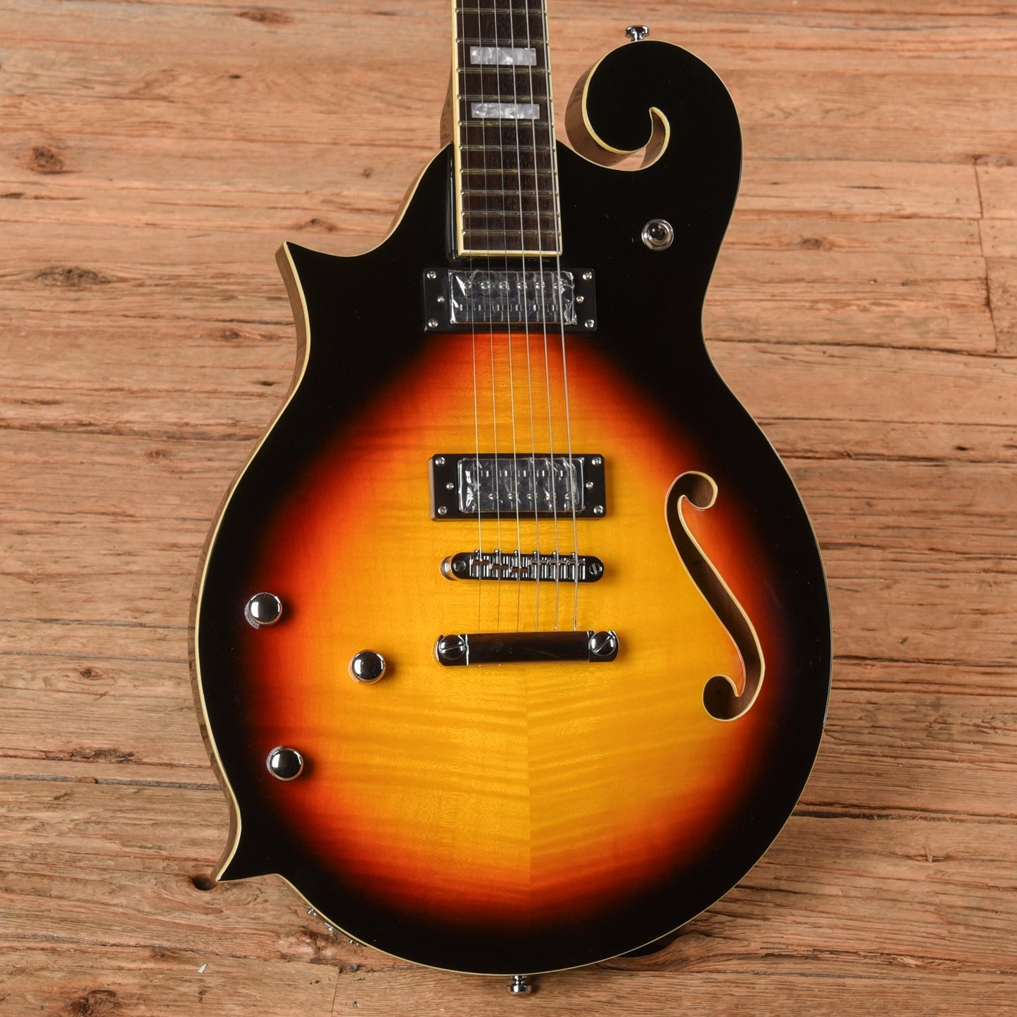 Eastwood 1975 Morris "The Cosey" Sunburst 2017 LEFTY