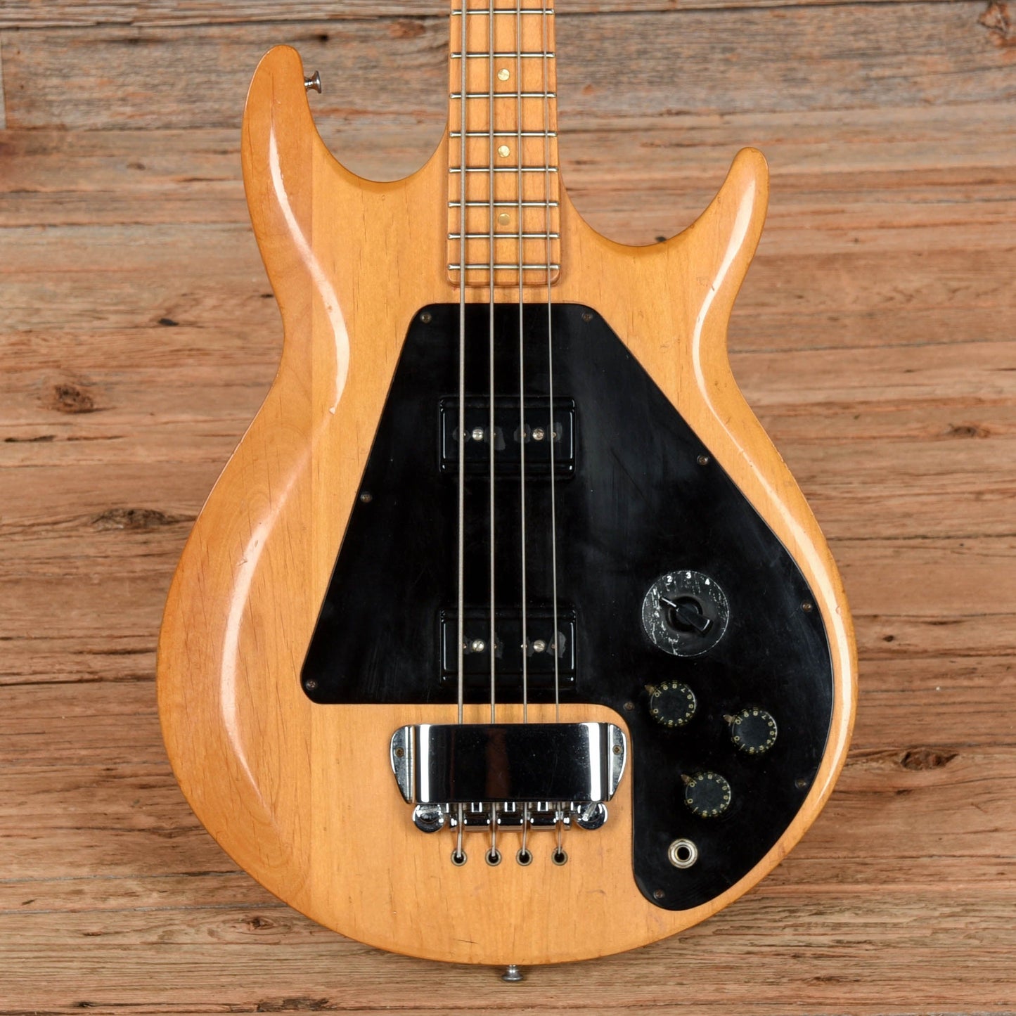 Gibson Ripper 1975