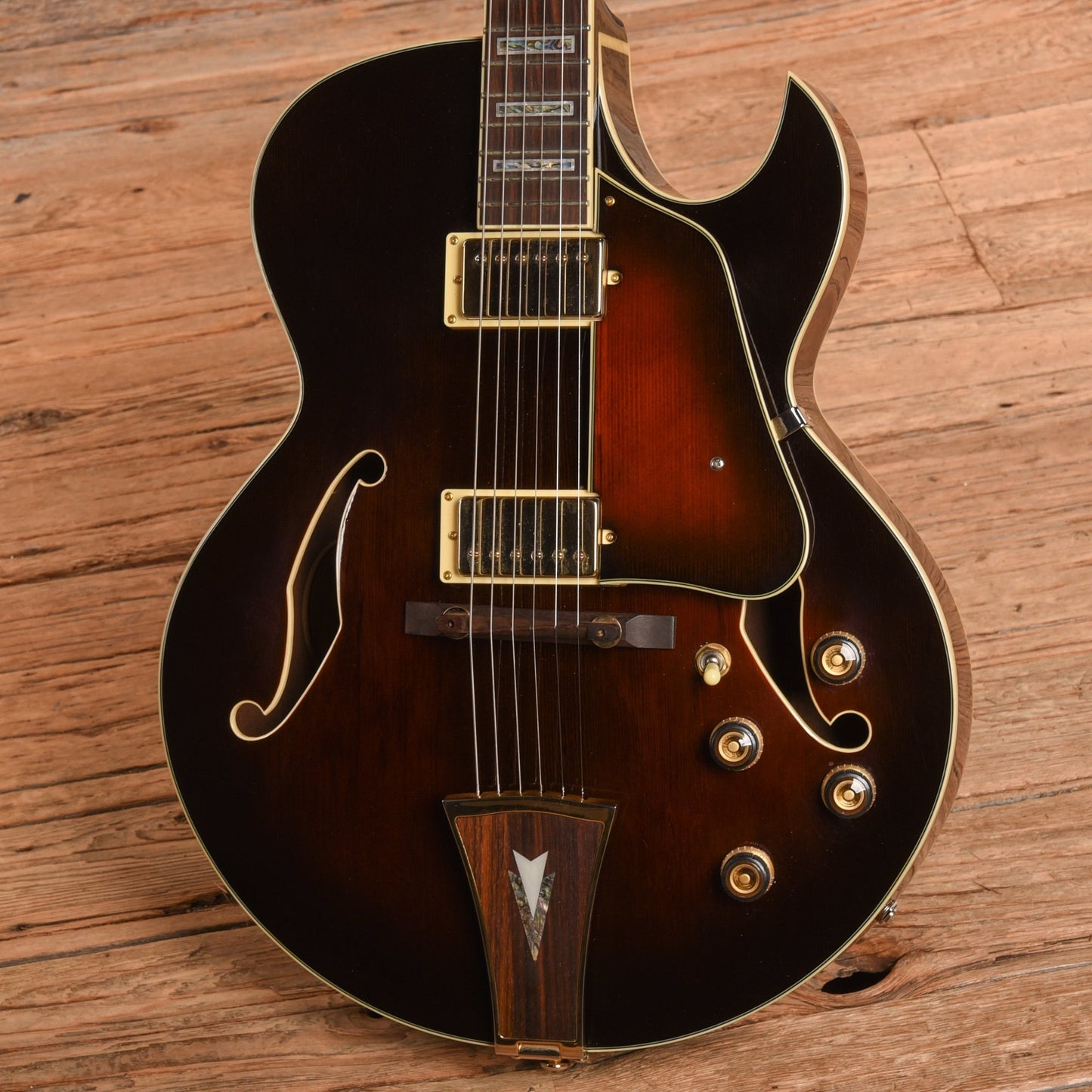 Ibanez AK95 Dark Violin Sunburst 2012