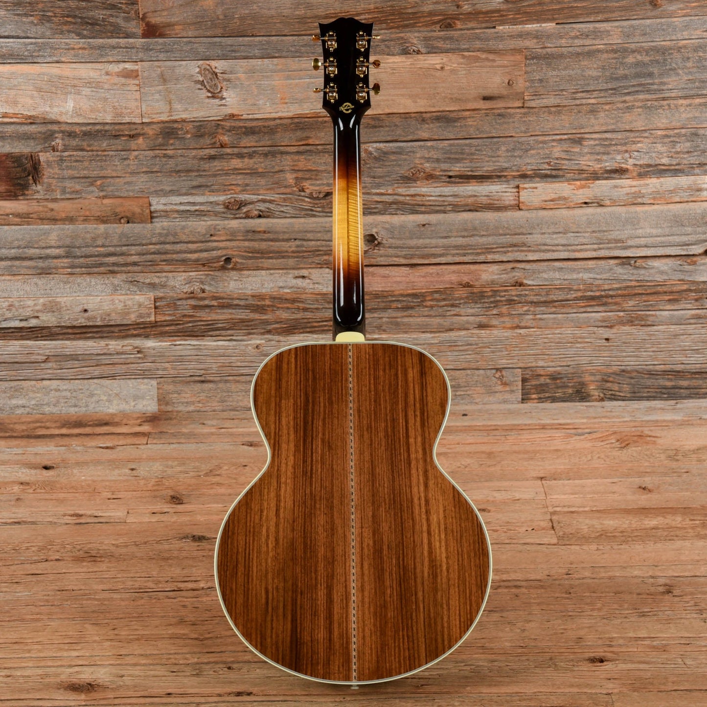 Gibson SJ-200 Western Classic Vintage Sunburst 2023