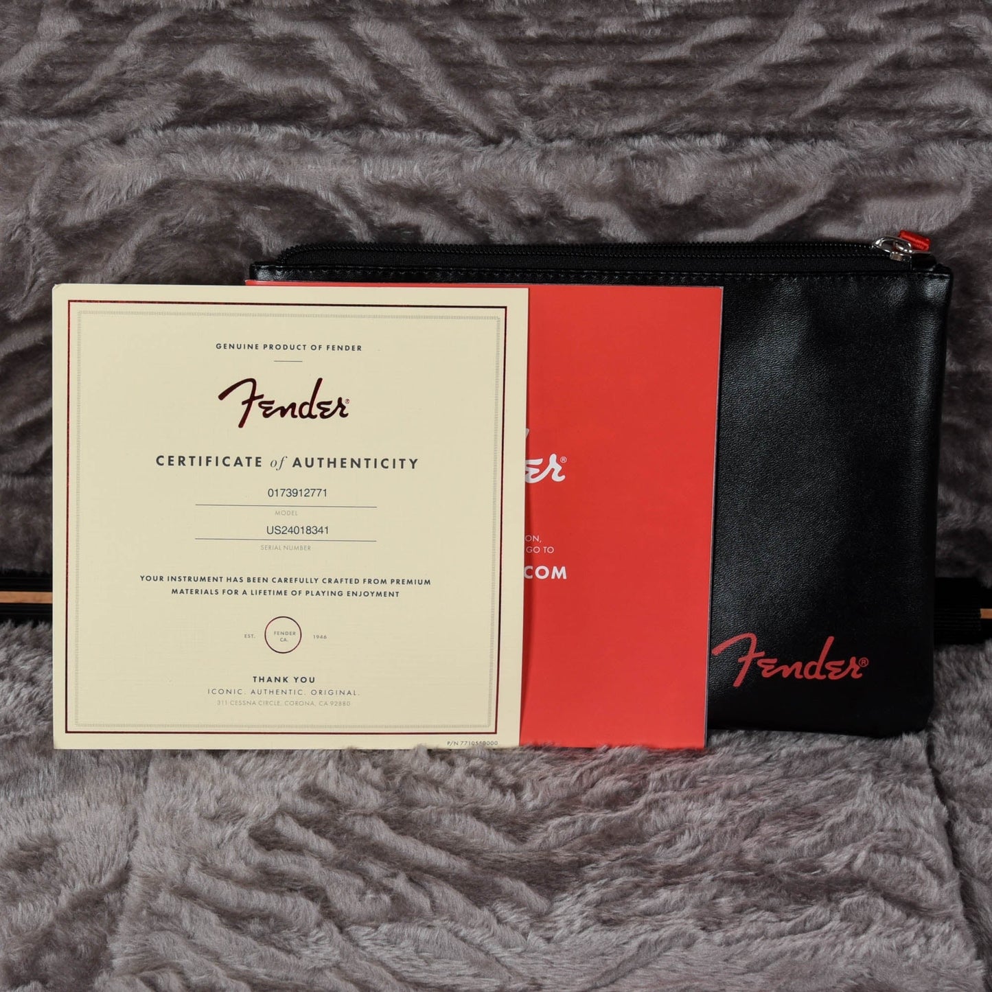 Fender American Professional II Stratocaster HSS HT Eclipse 2024