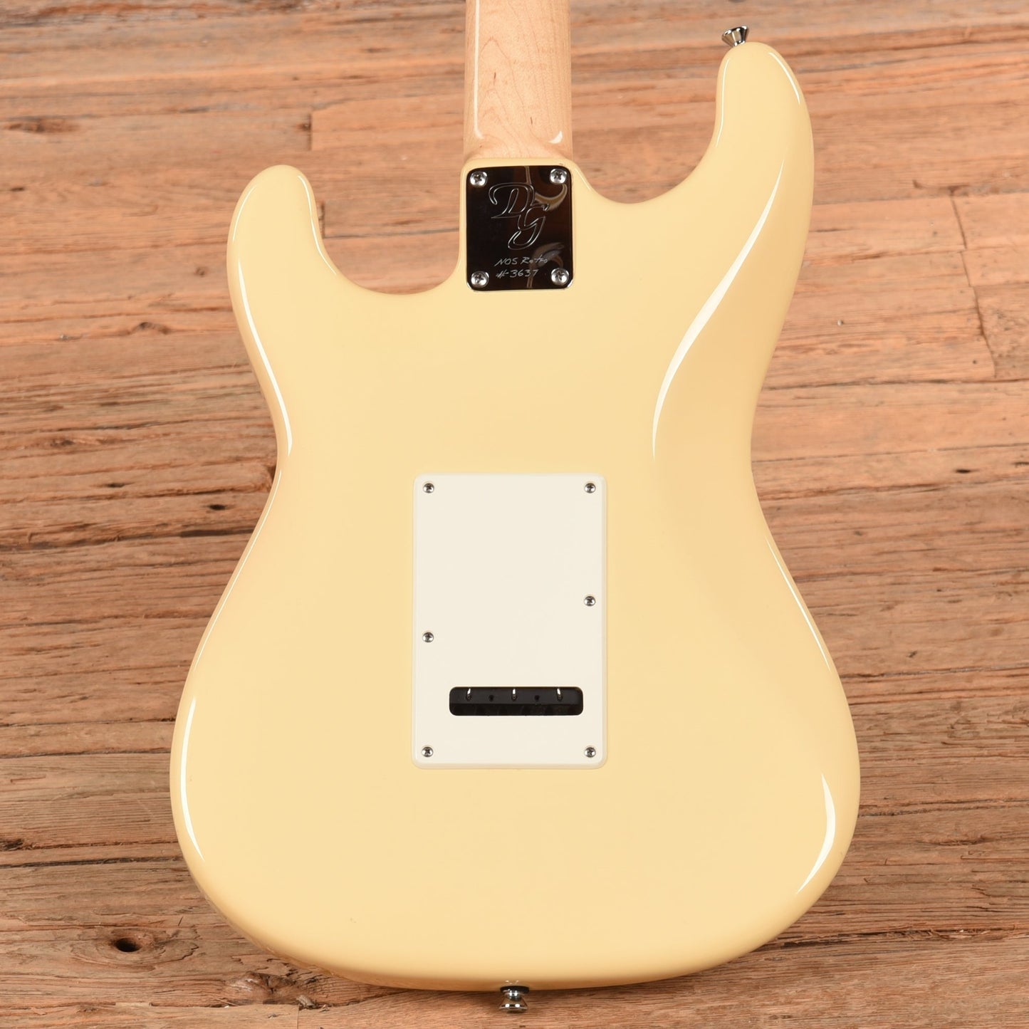 Grosh Guitars NOS Retro Cream 2018