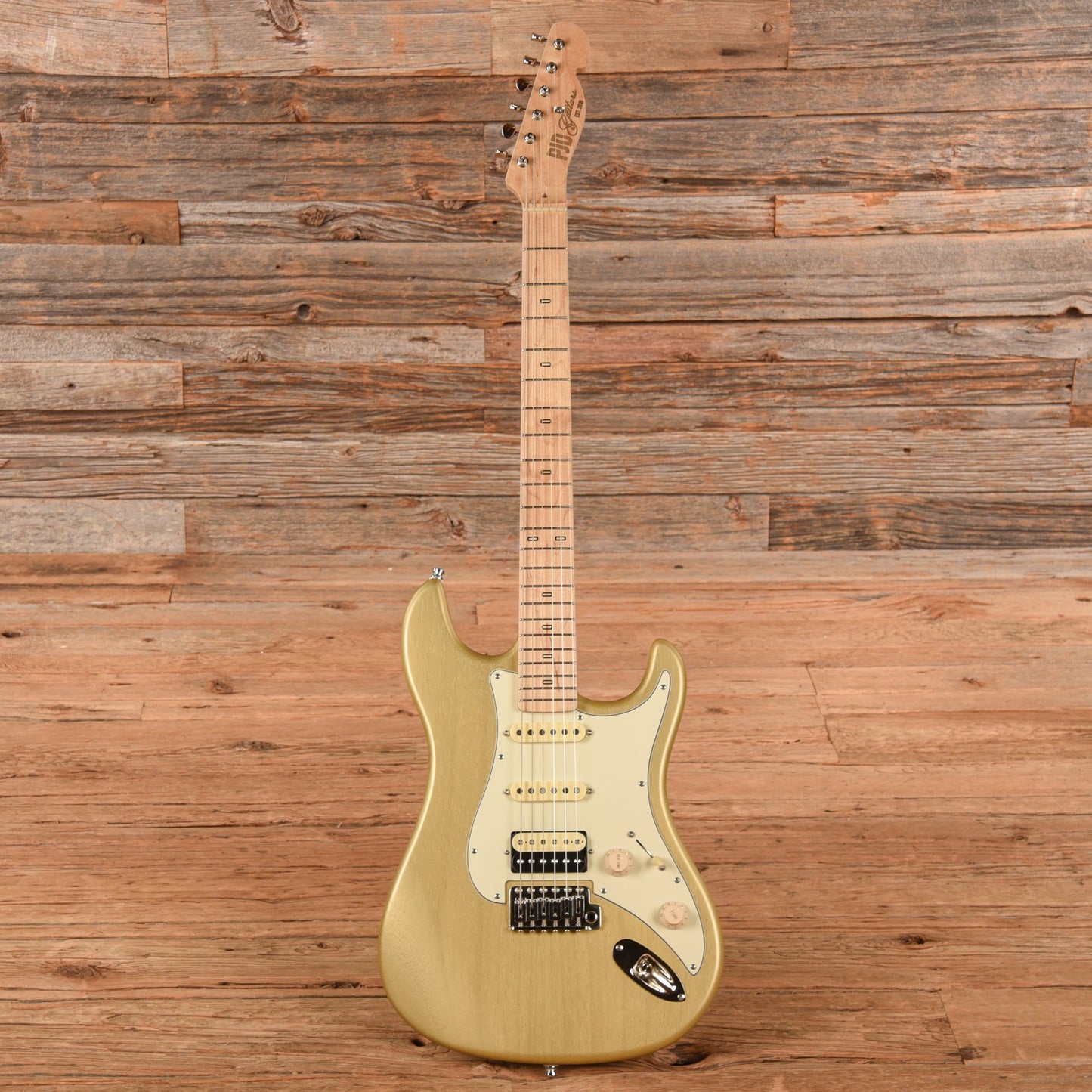 PJD Woodford Standard Plus Firemist Gold