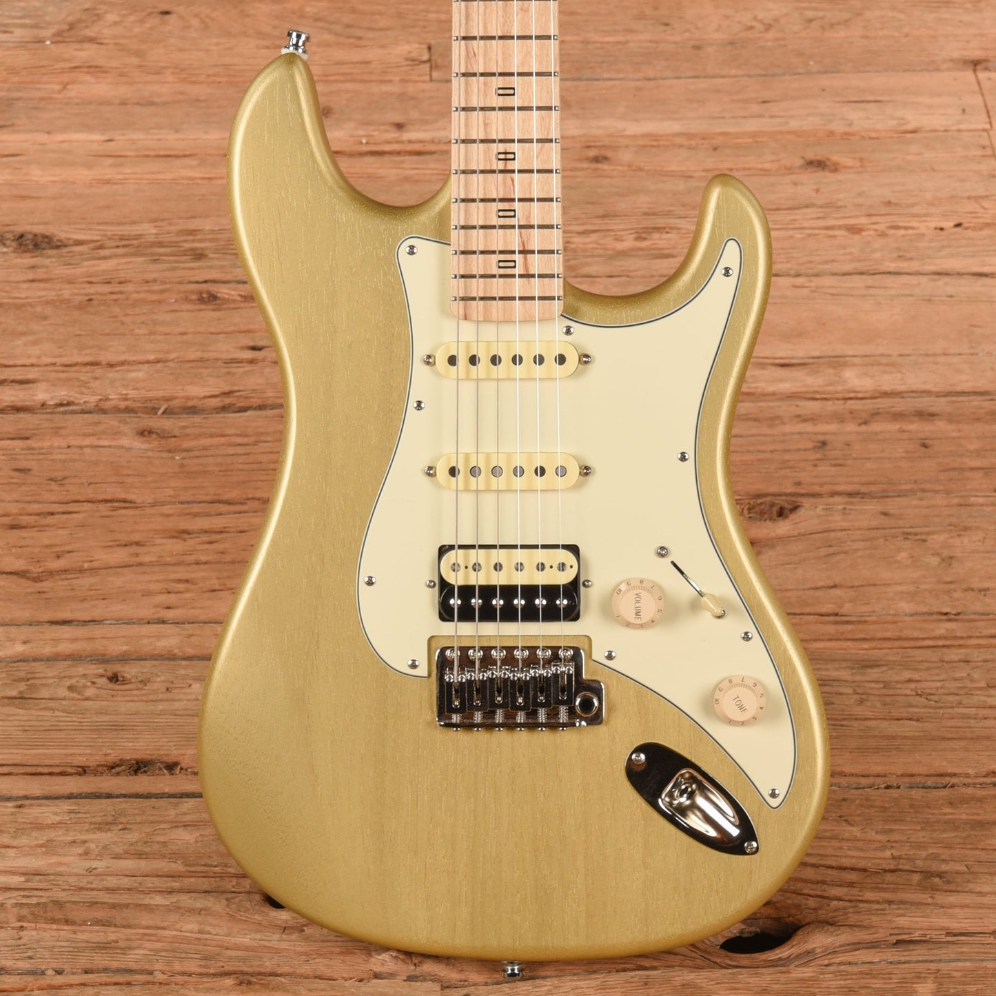 PJD Woodford Standard Plus Firemist Gold