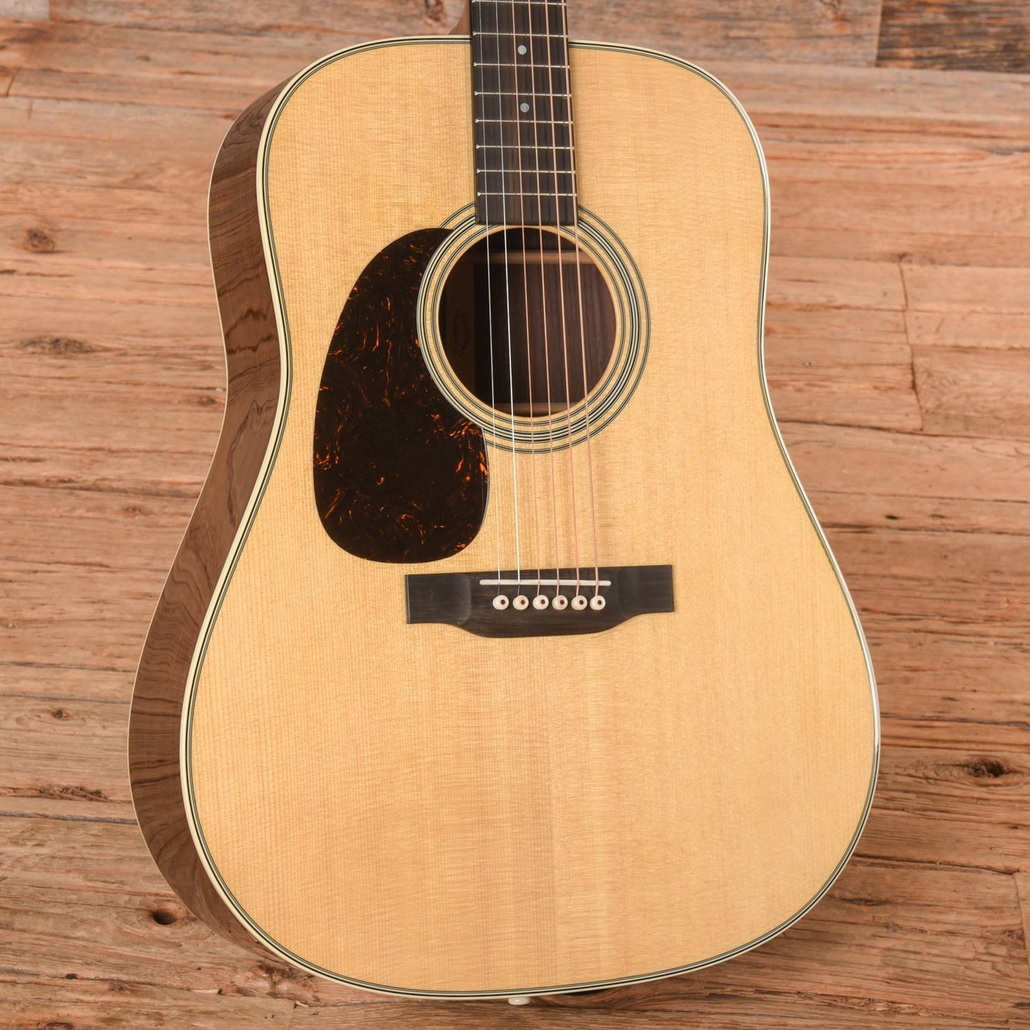 Martin Standard Series D-28 Natural LEFTY