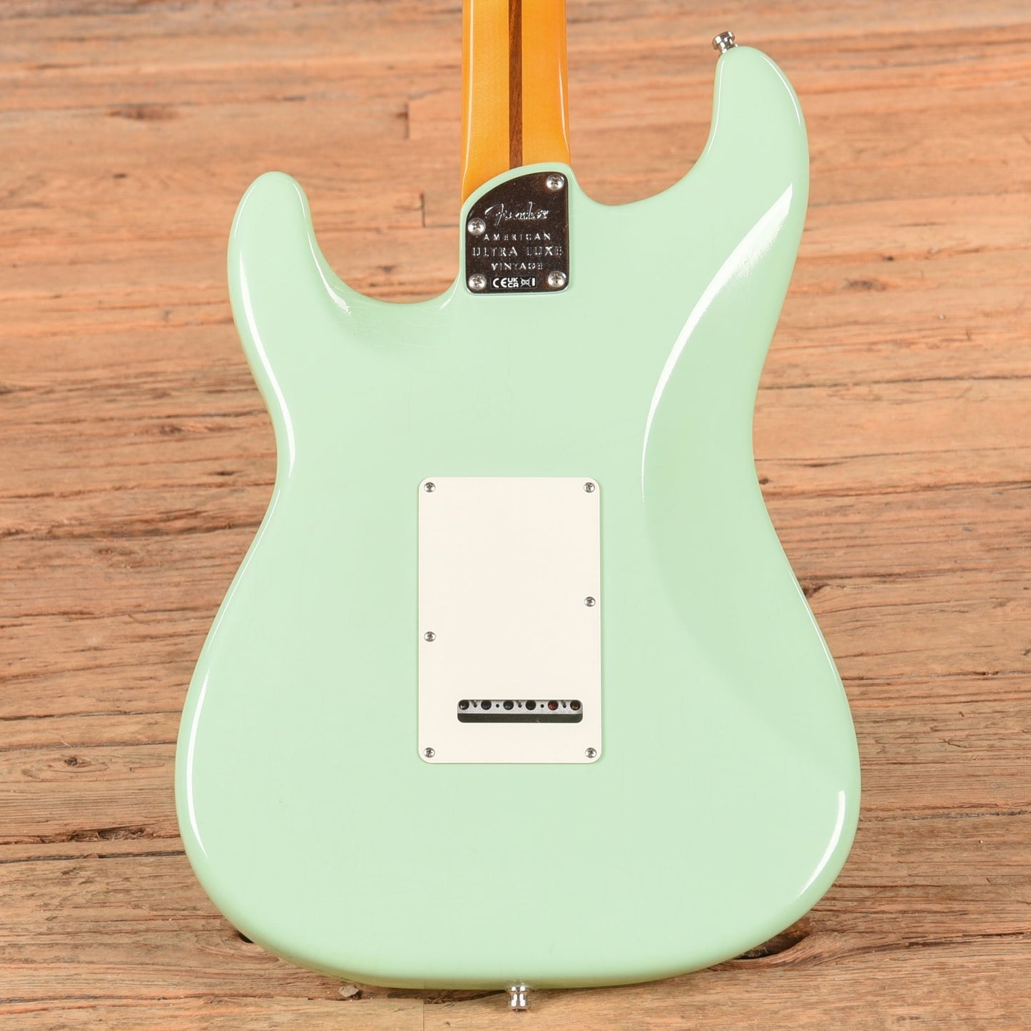 Fender American Ultra Luxe Vintage '60s Stratocaster Surf Green 2025