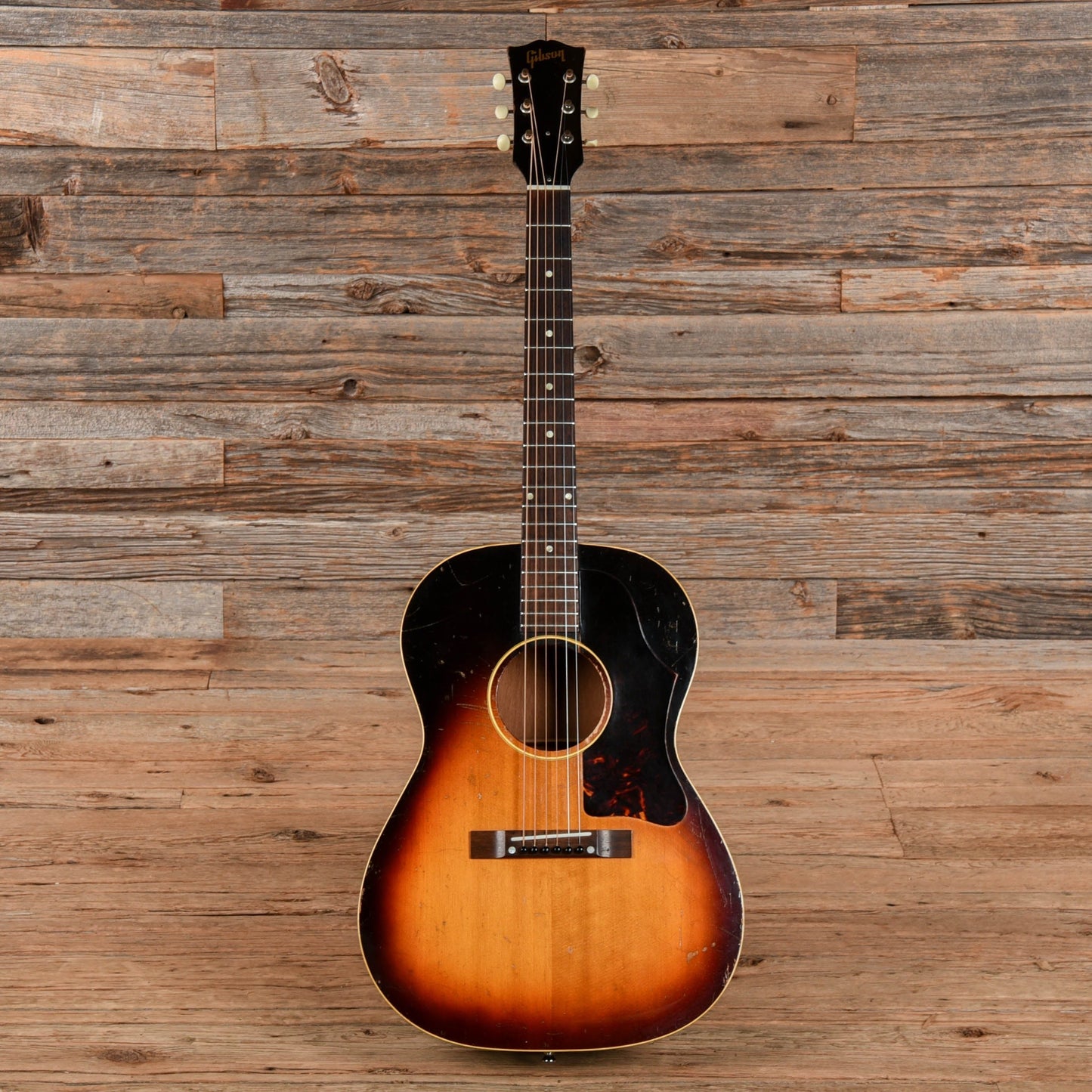 Gibson LG-1 Sunburst 1960
