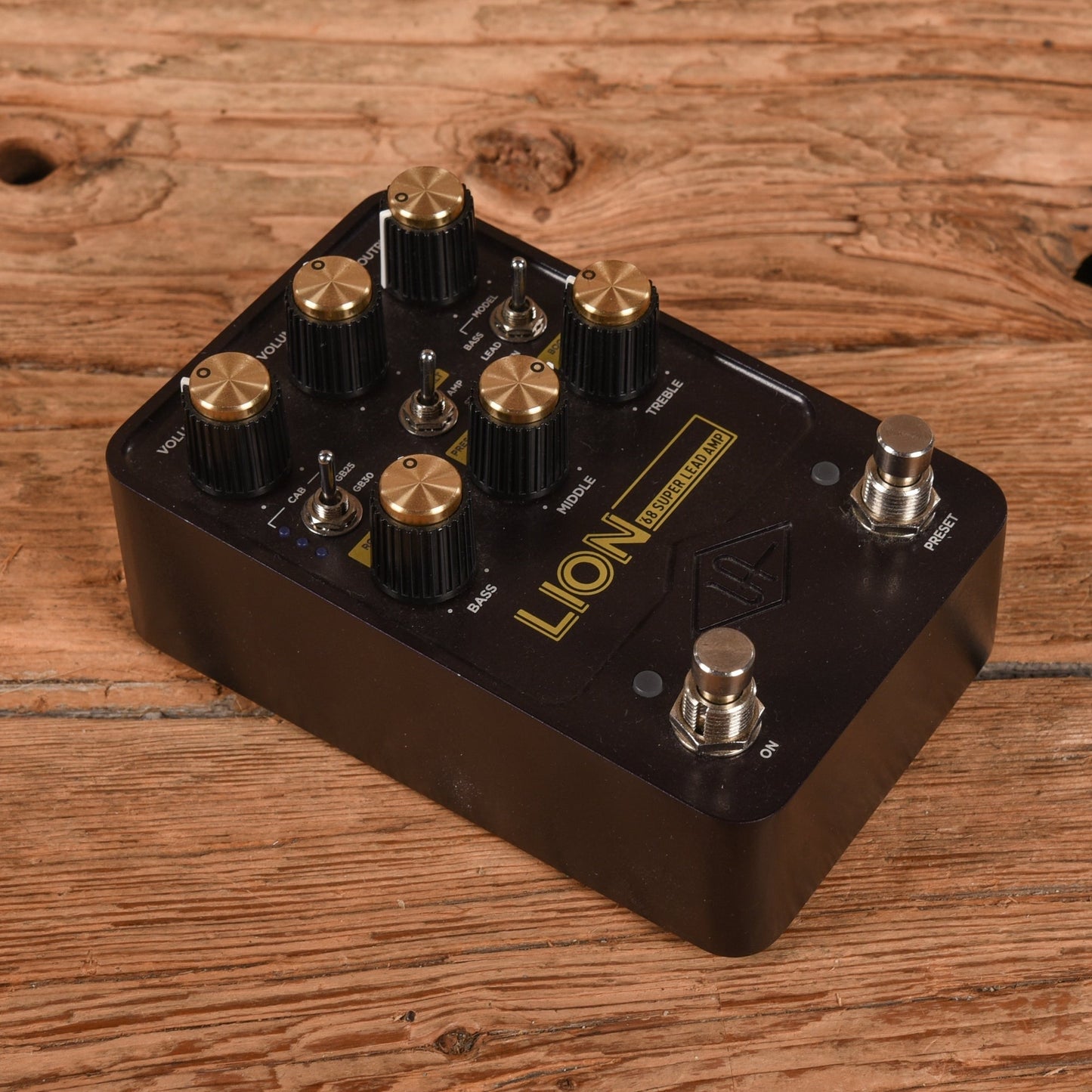 Universal Audio Lion '68 Super Lead Amp