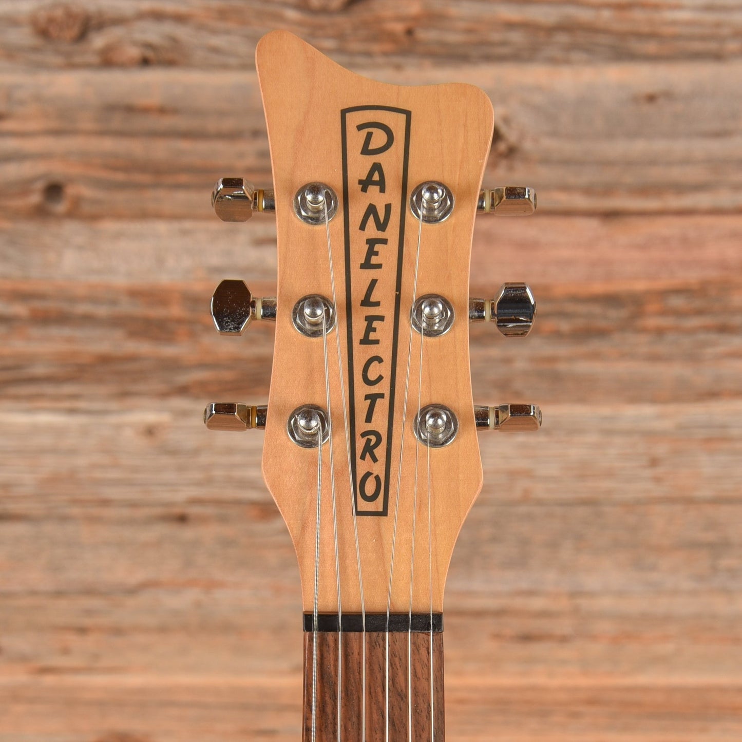 Danelectro Mod 6 White