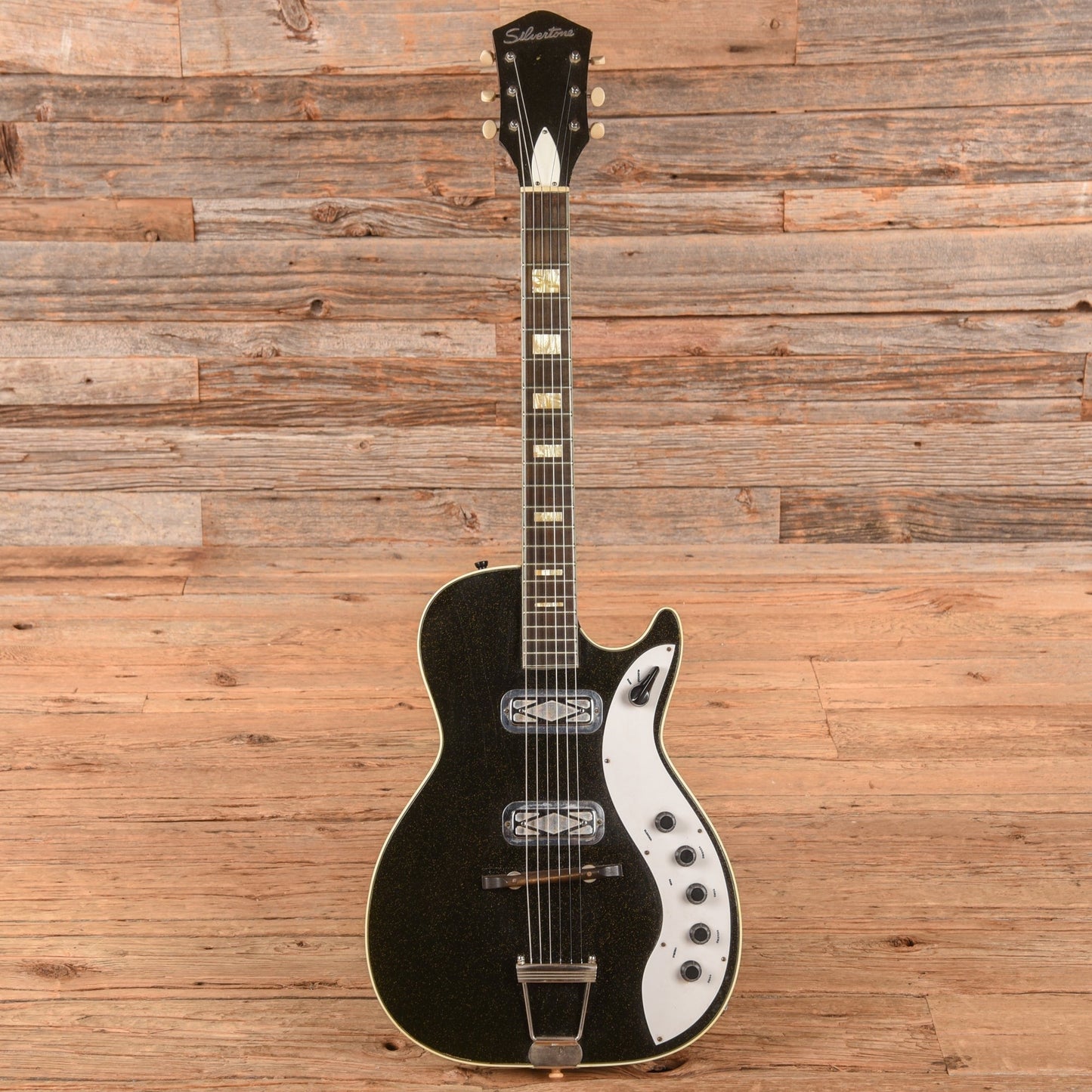 Silvertone 1423 Black 1962
