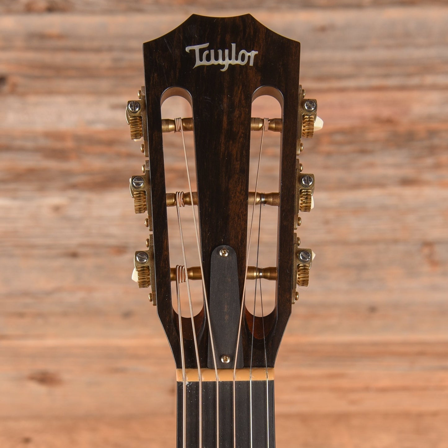 Taylor 322e 12-Fret Shaded Edge Burst 2017
