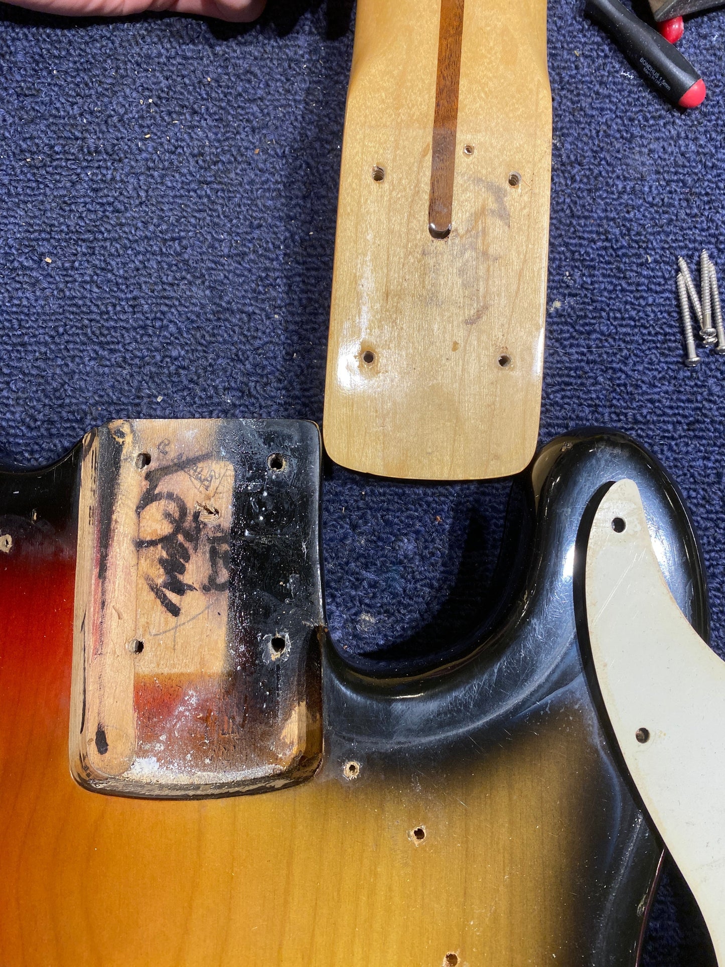 Fender Precision Bass Sunburst 1975
