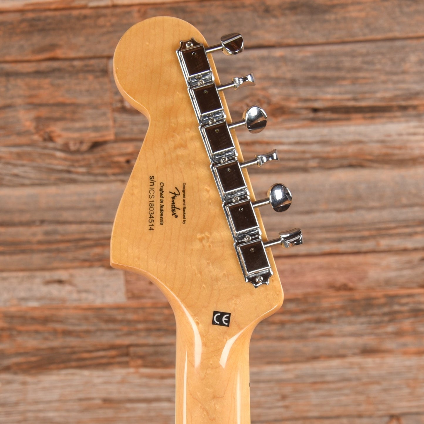 Squier Vintage Modified Bass VI White 2020