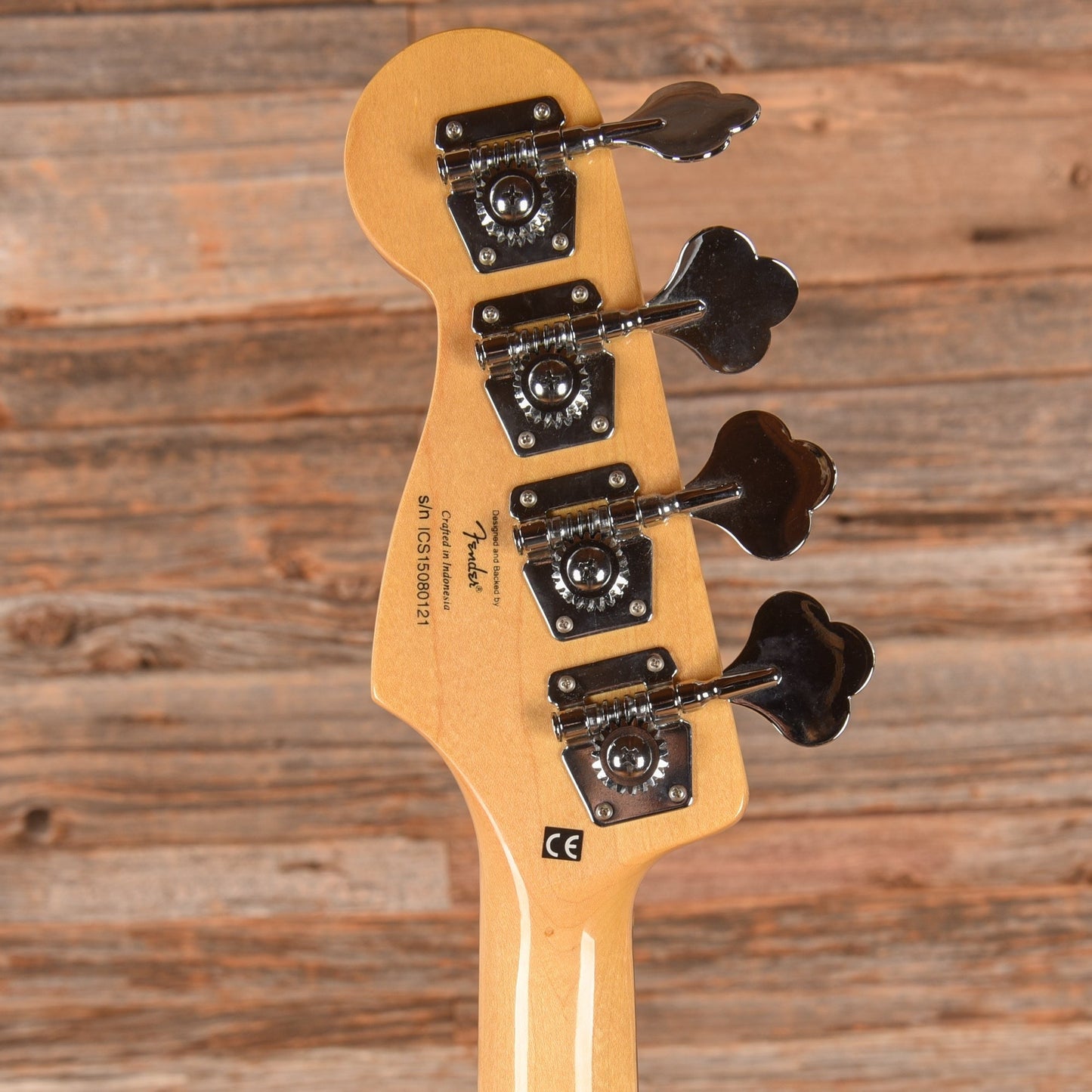 Squier Deluxe Dimension Bass Sunburst 2015