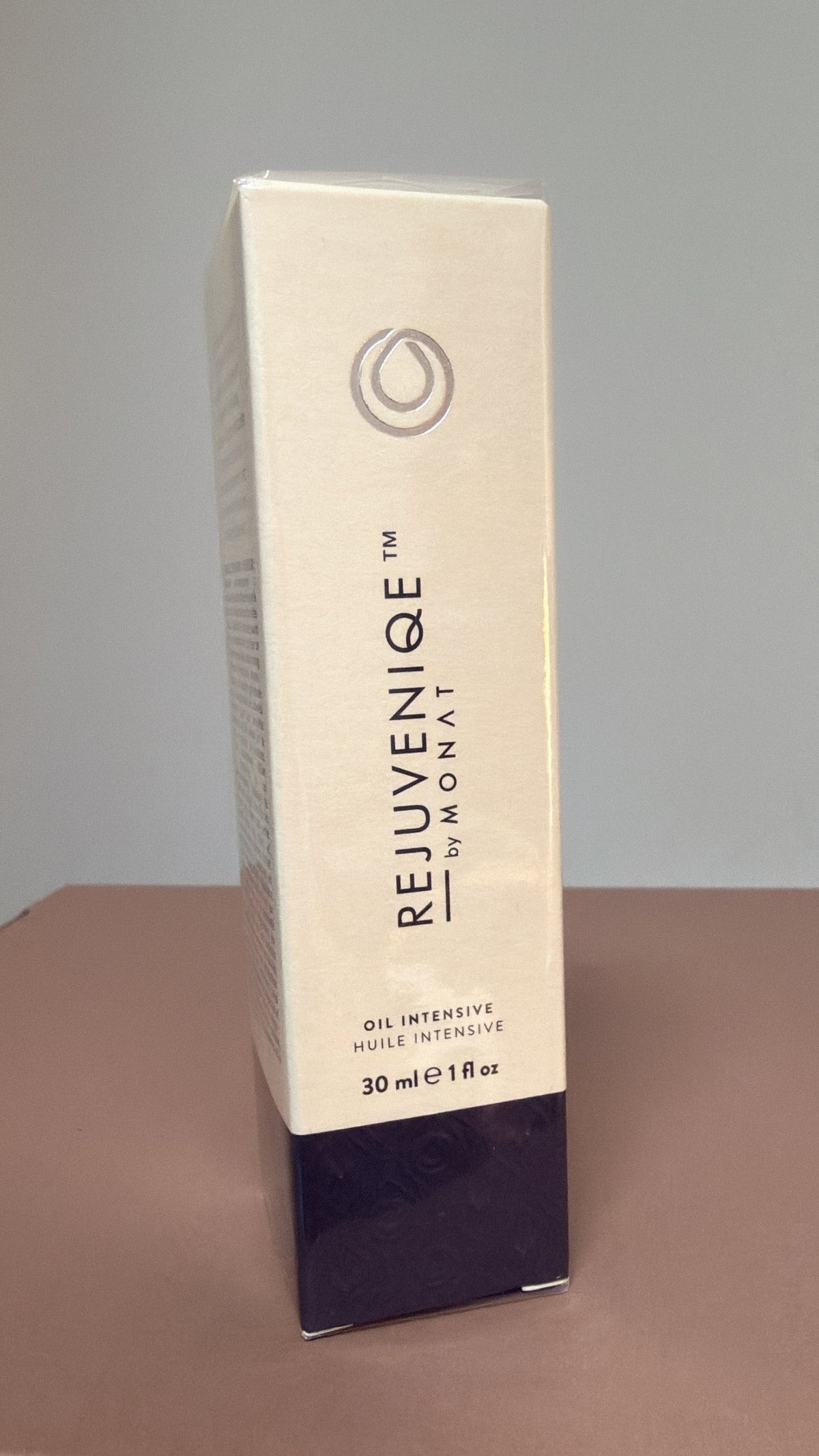 New Monat REJUVENIQE Oil Intensive, 1oz (retail $108)