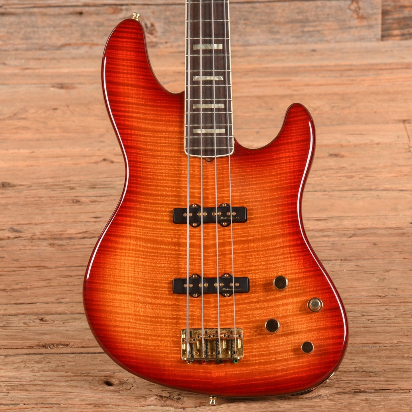 Fender American Deluxe Jazz Bass FMT Cherry Sunburst 2002