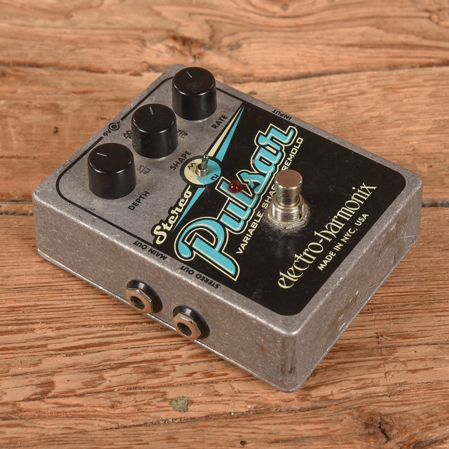 Electro-Harmonix Pulsar