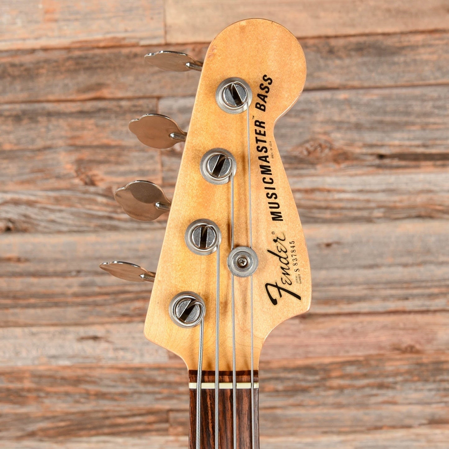 Fender Musicmaster Bass Red 1978