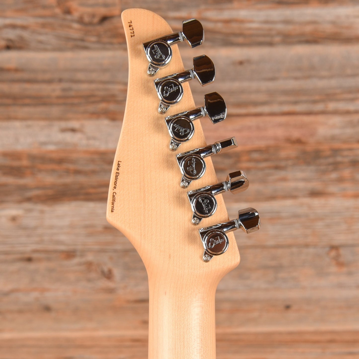 Suhr Classic S Black