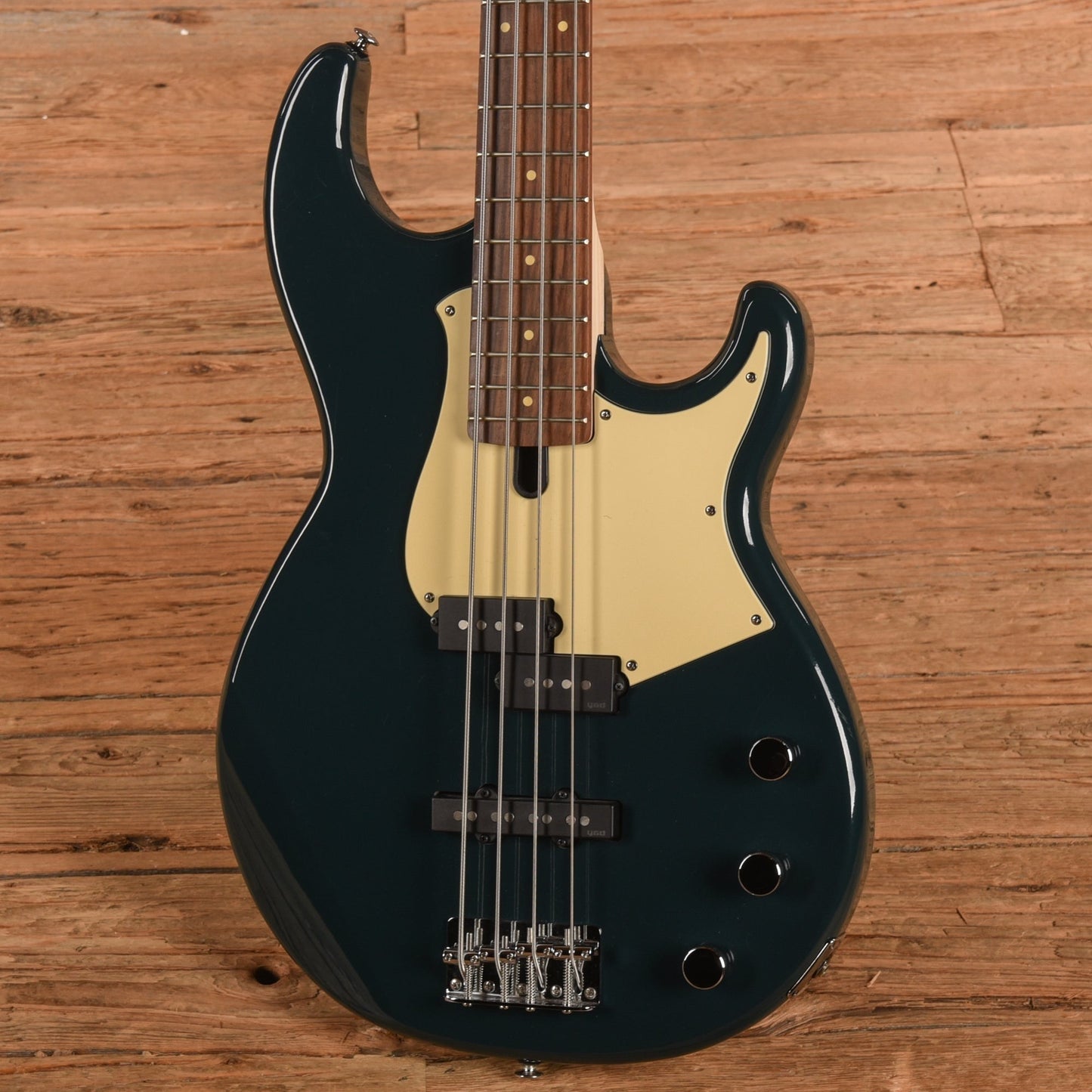 Yamaha BB434 Broad Bass Green 2025