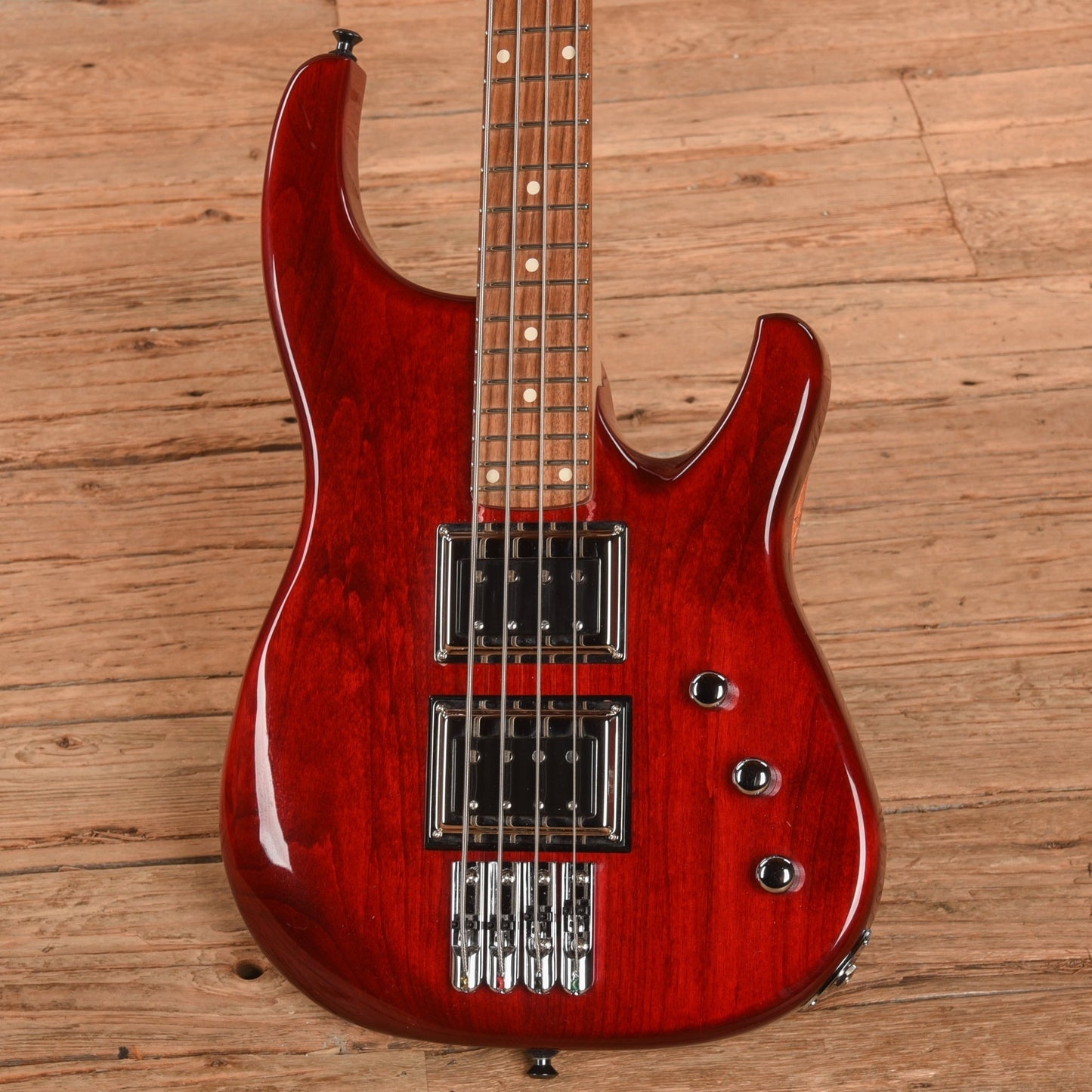 G.Gould Short Scale Bass Red