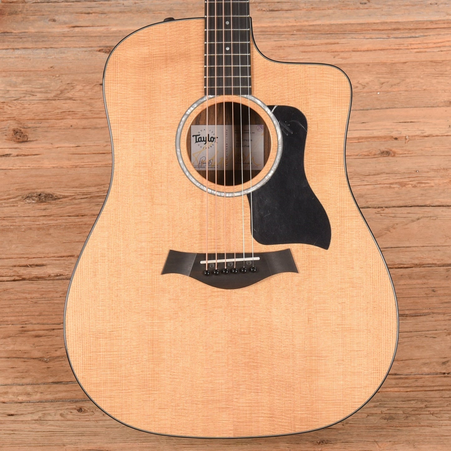 Taylor 210ce Plus Natural 2024