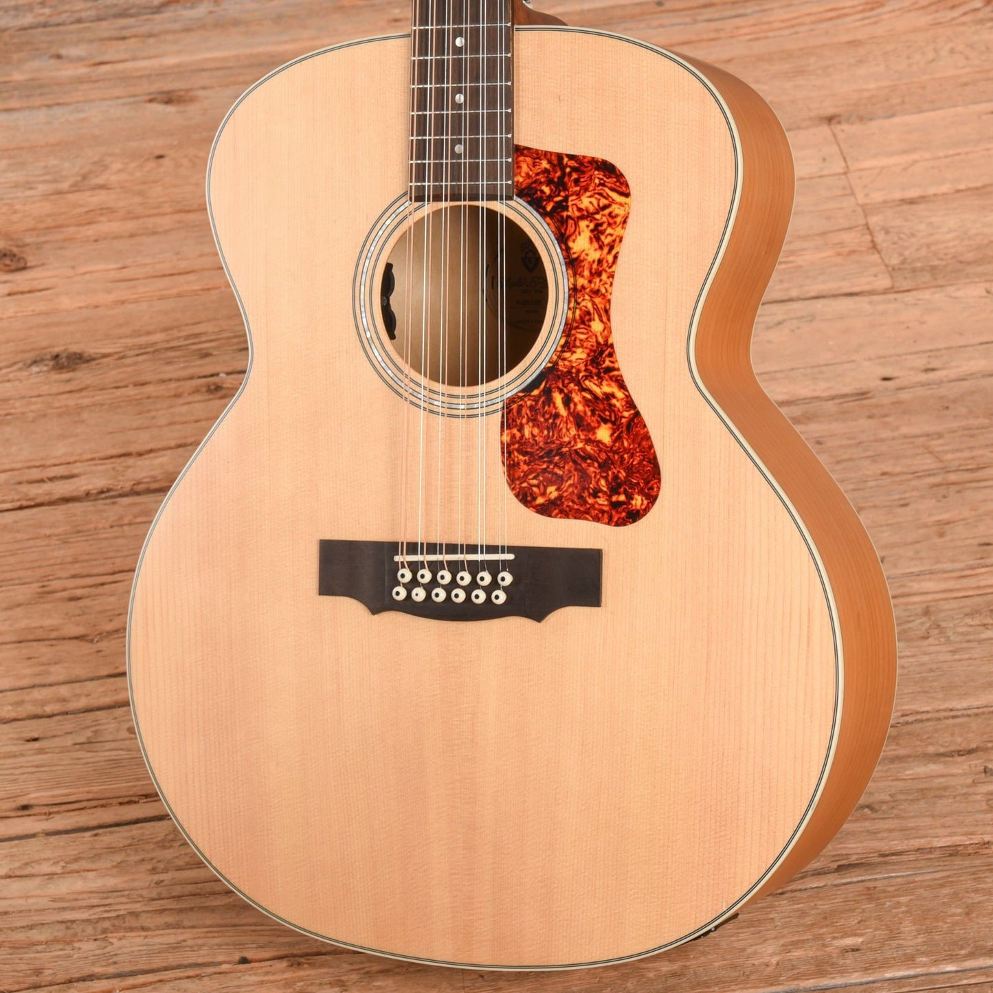 Guild Westerly F2512E Natural