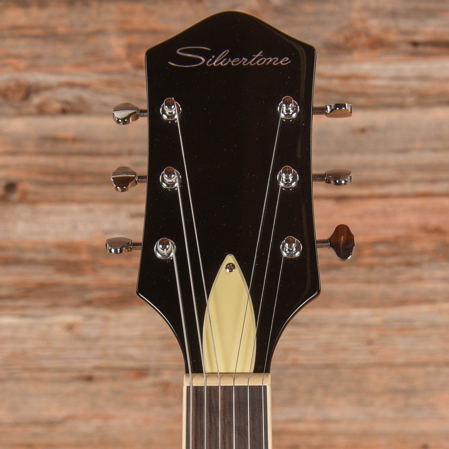 Silvertone 1446 TTSB Single Cut Semi-Hollow Electric Guitar w/ Trapeze Tailpiece Tobacco Sunburst