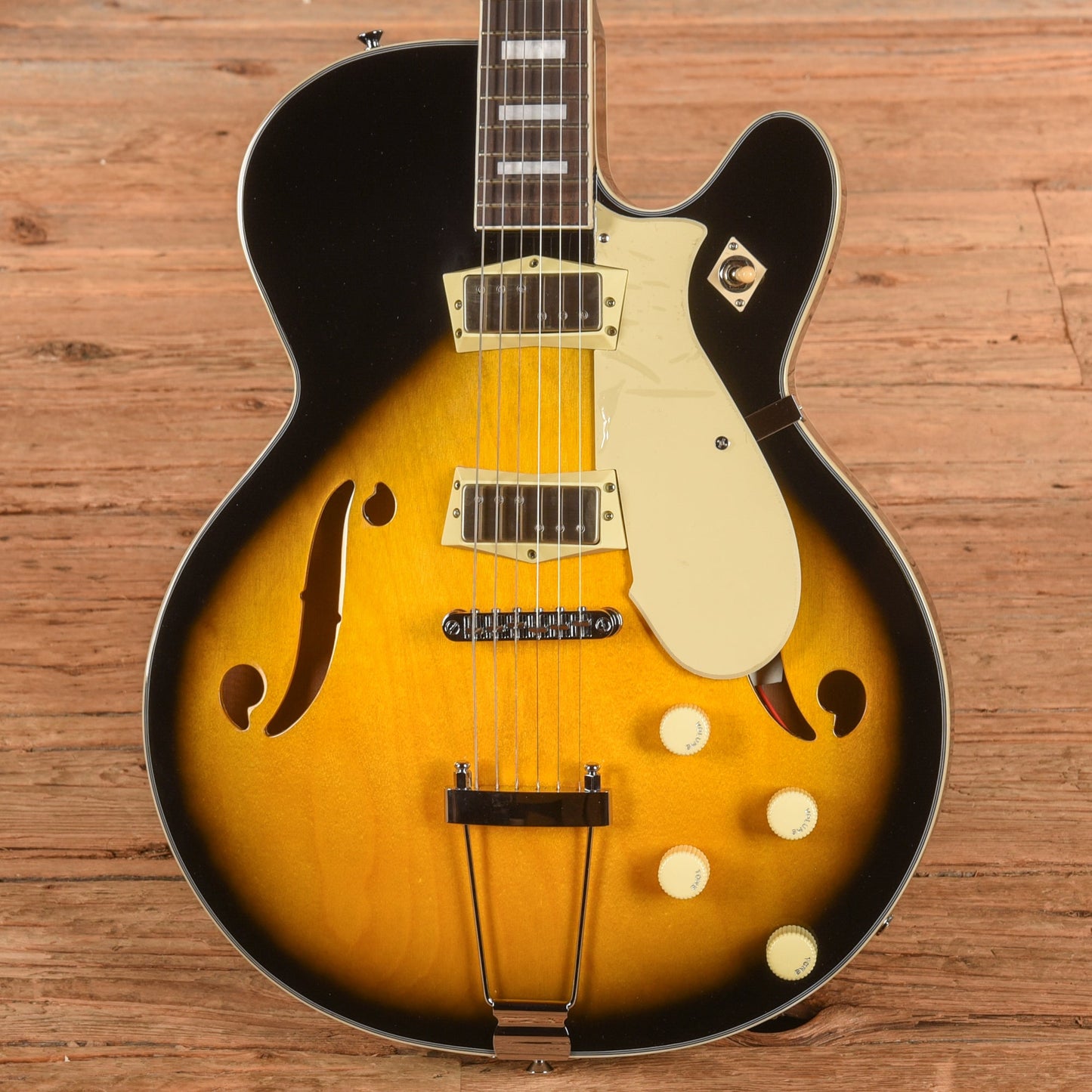 Silvertone 1446 TTSB Single Cut Semi-Hollow Electric Guitar w/ Trapeze Tailpiece Tobacco Sunburst
