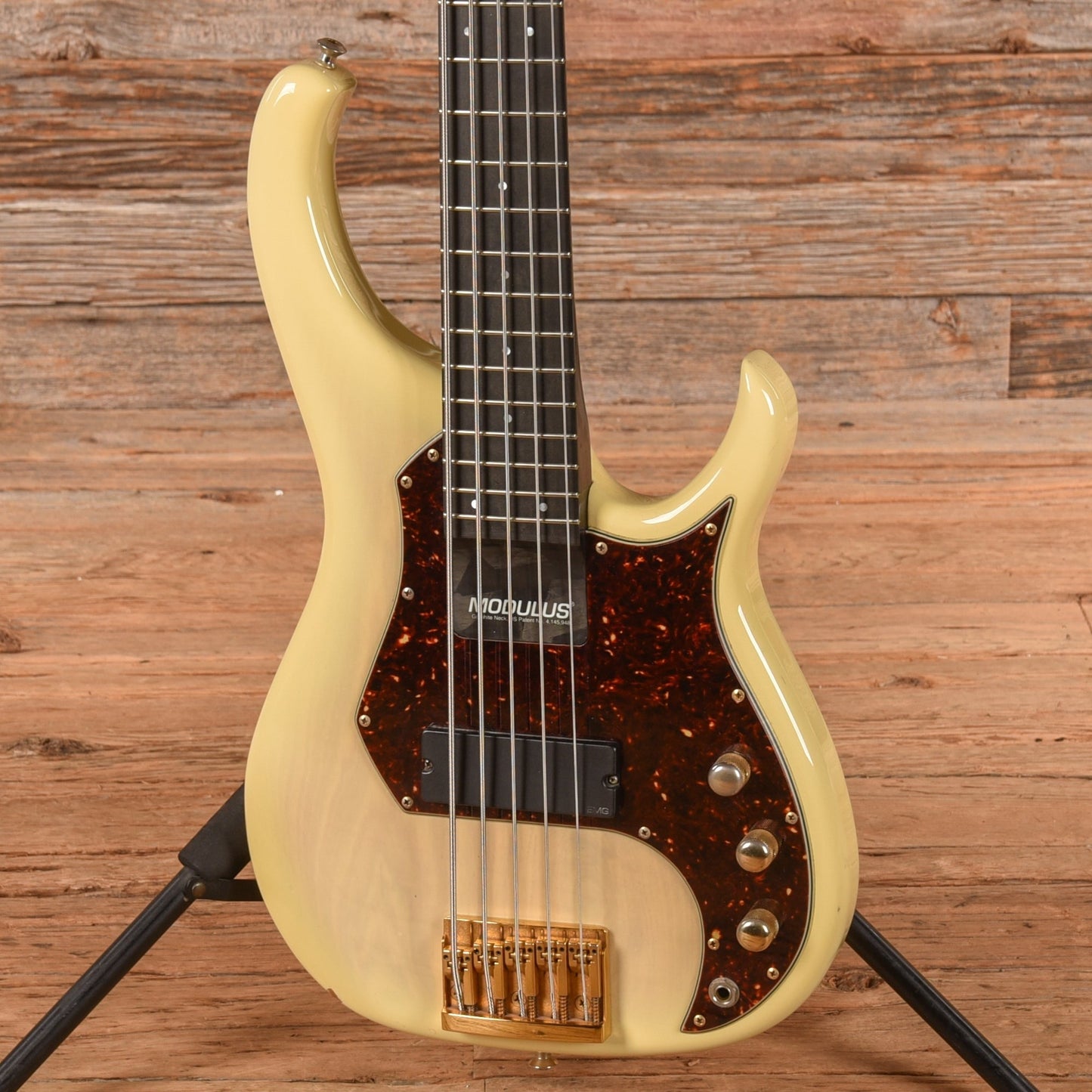 Modulus M92 White