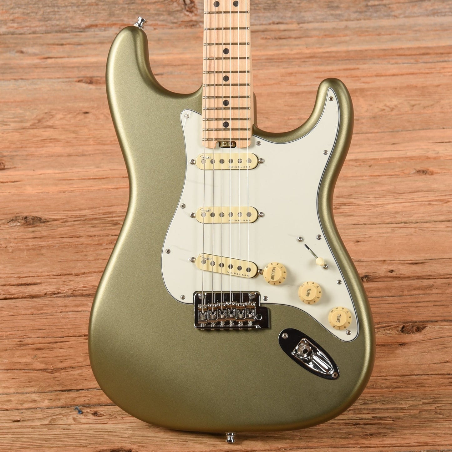 Fender American Elite Stratocaster Satin Jade Pearl Metallic 2019