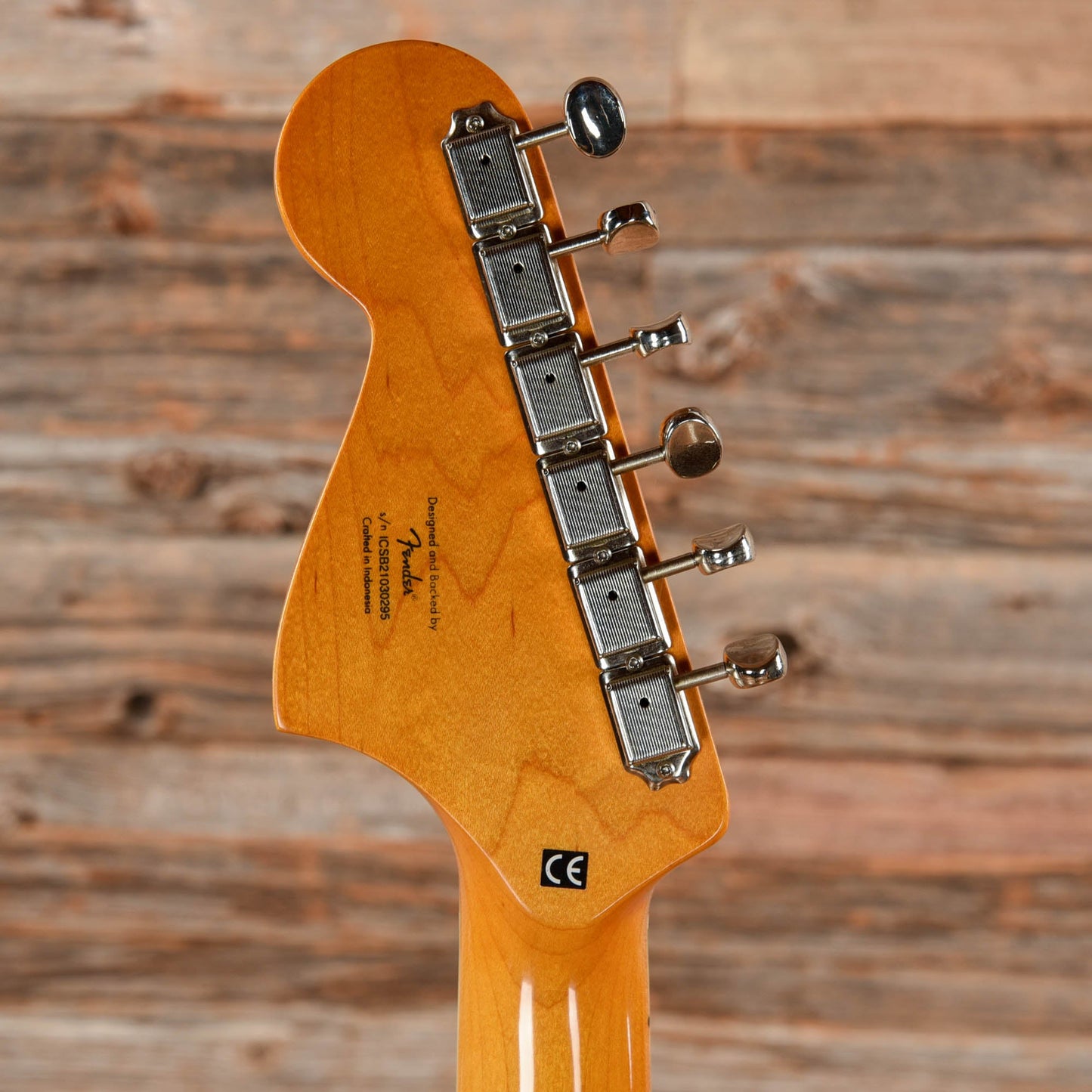 Squier Classic Vibe Bass VI 3-Color Sunburst 2021 - Dave Amato of REO Speedwagon
