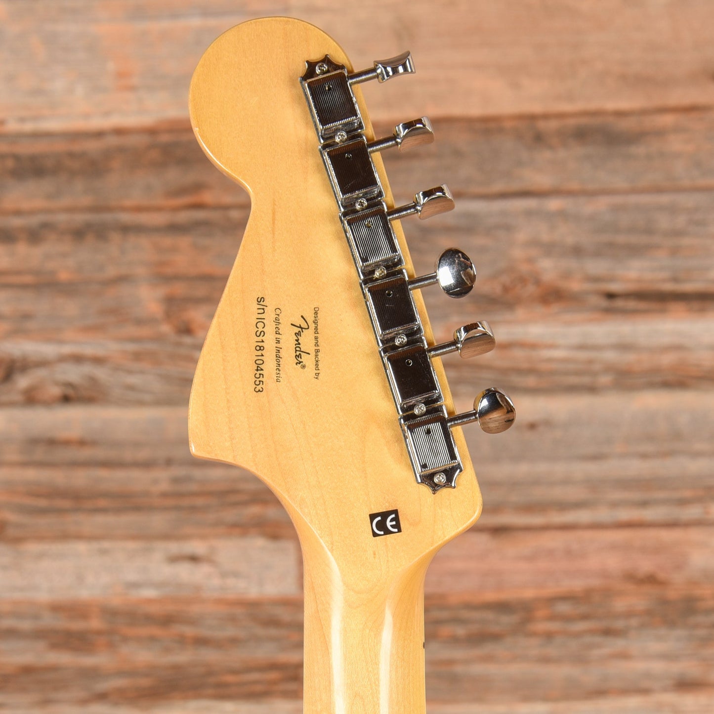 Squier Bass VI Sunburst 2018