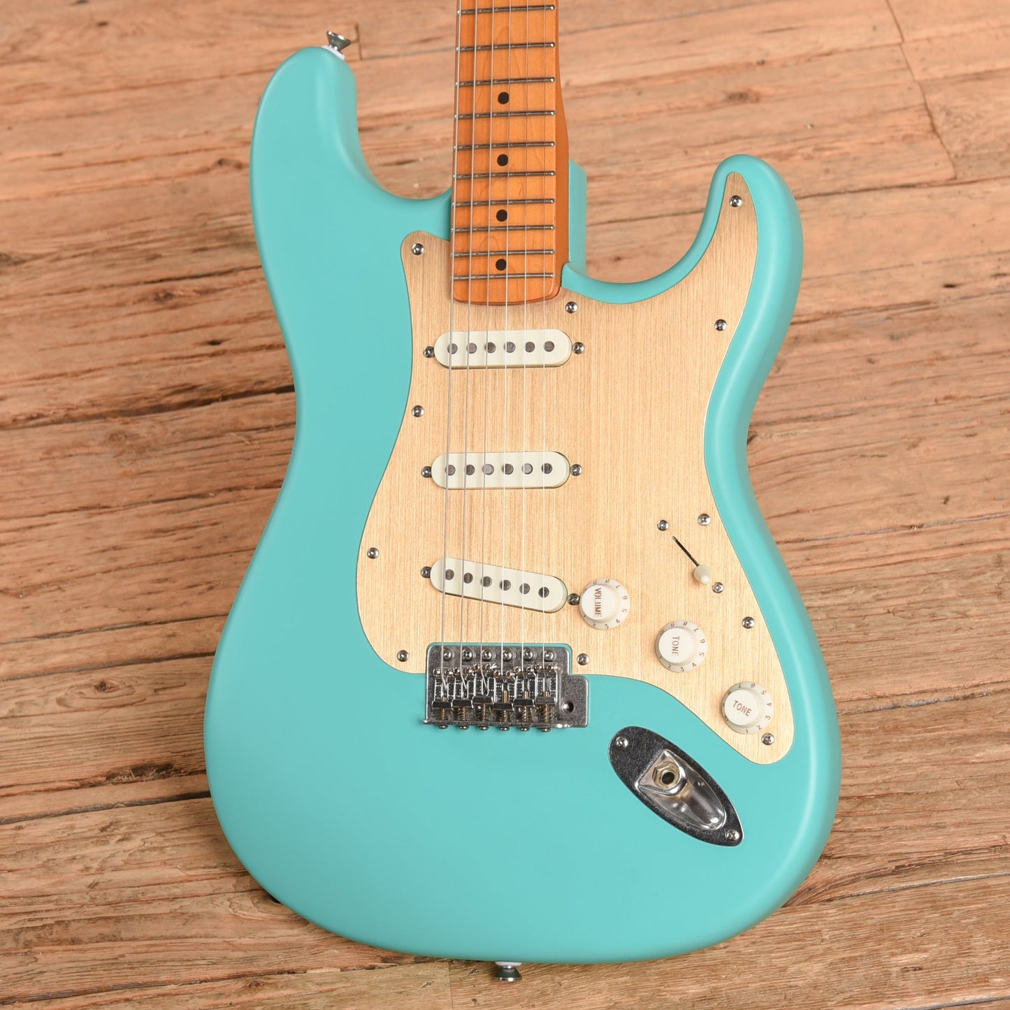Squier 40th Anniversary Vintage Edition Stratocaster Satin Sea Foam Green