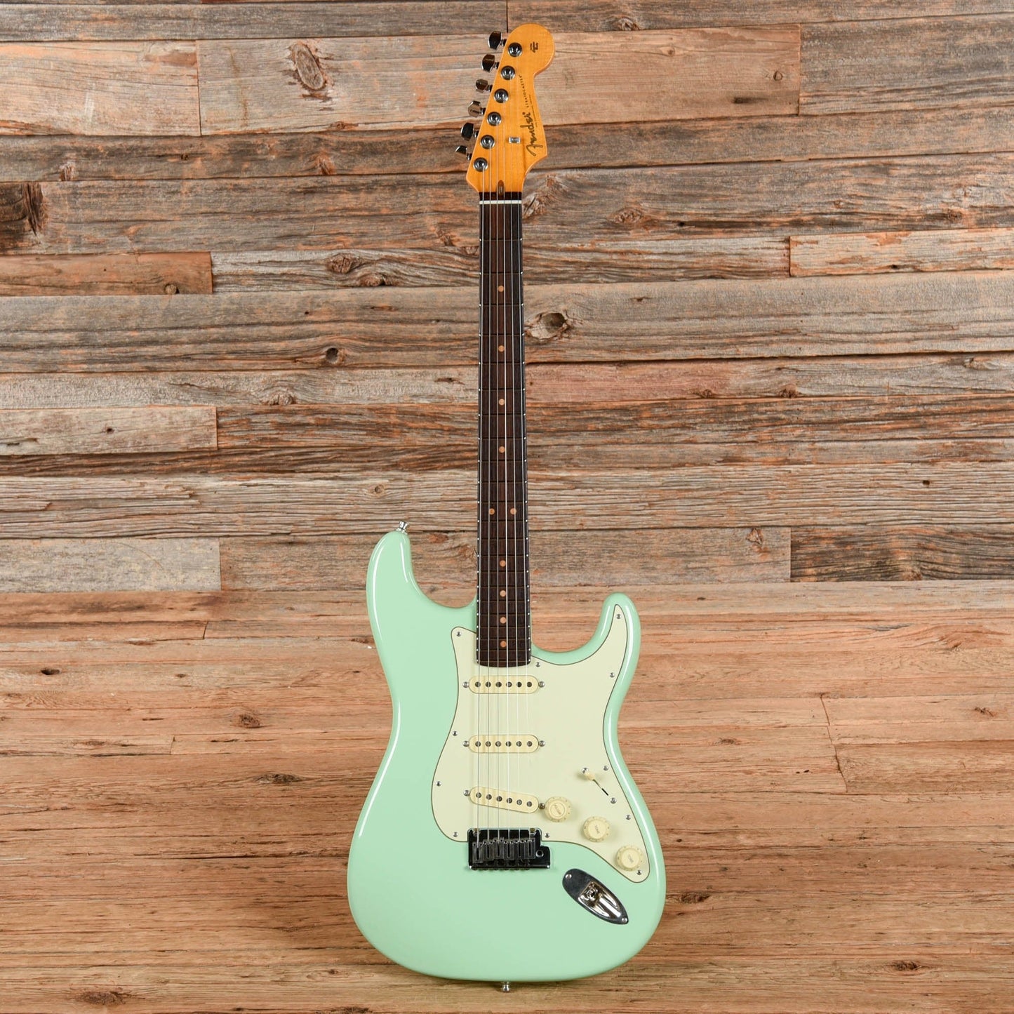 Fender American Ultra Luxe Vintage '60s Stratocaster Surf Green 2025