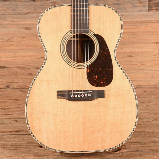 Martin 00-28 Modern Deluxe Natural 2024