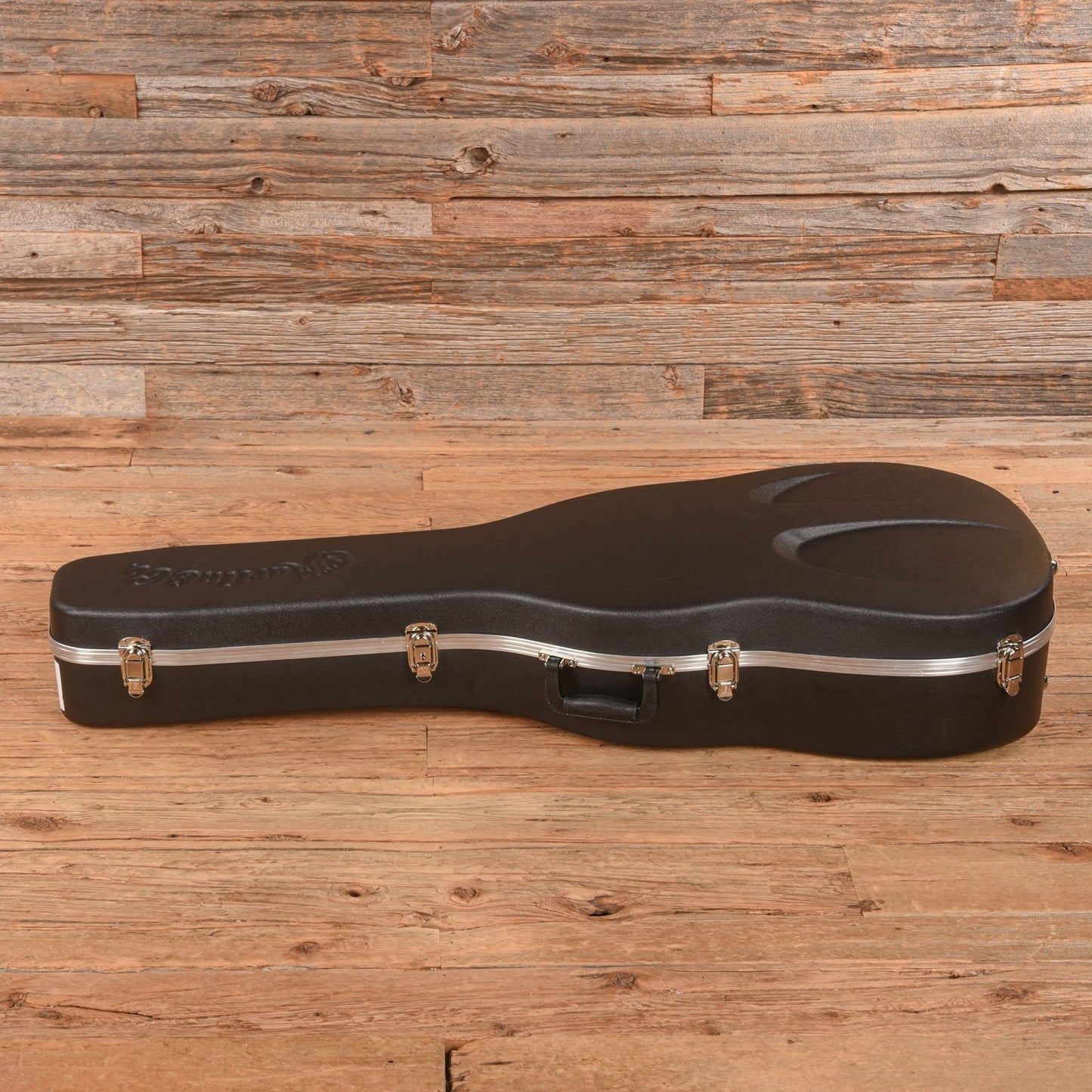 Martin Standard Series HD-28 Ambertone 2025