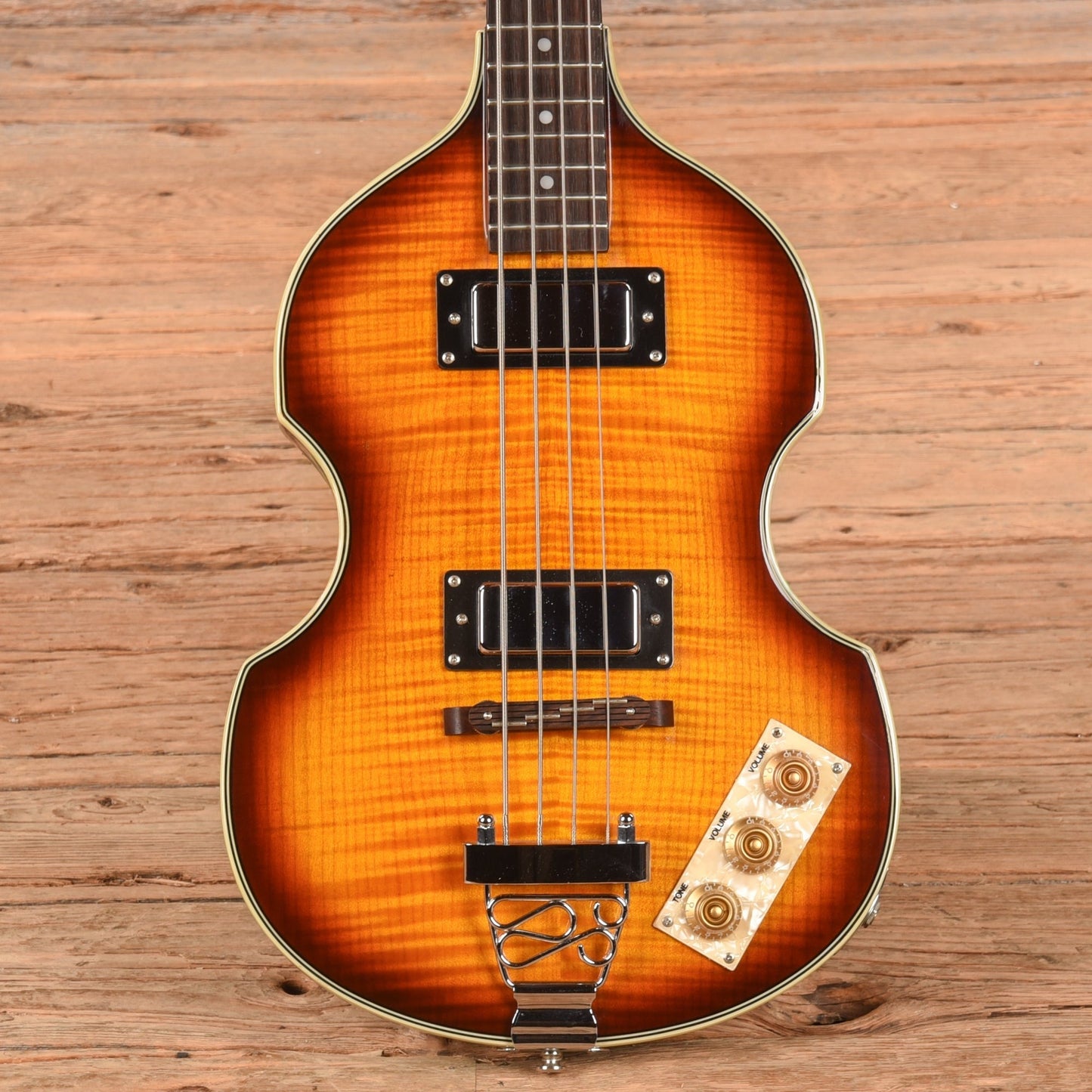 Epiphone Viola Bass Sunburst 2001