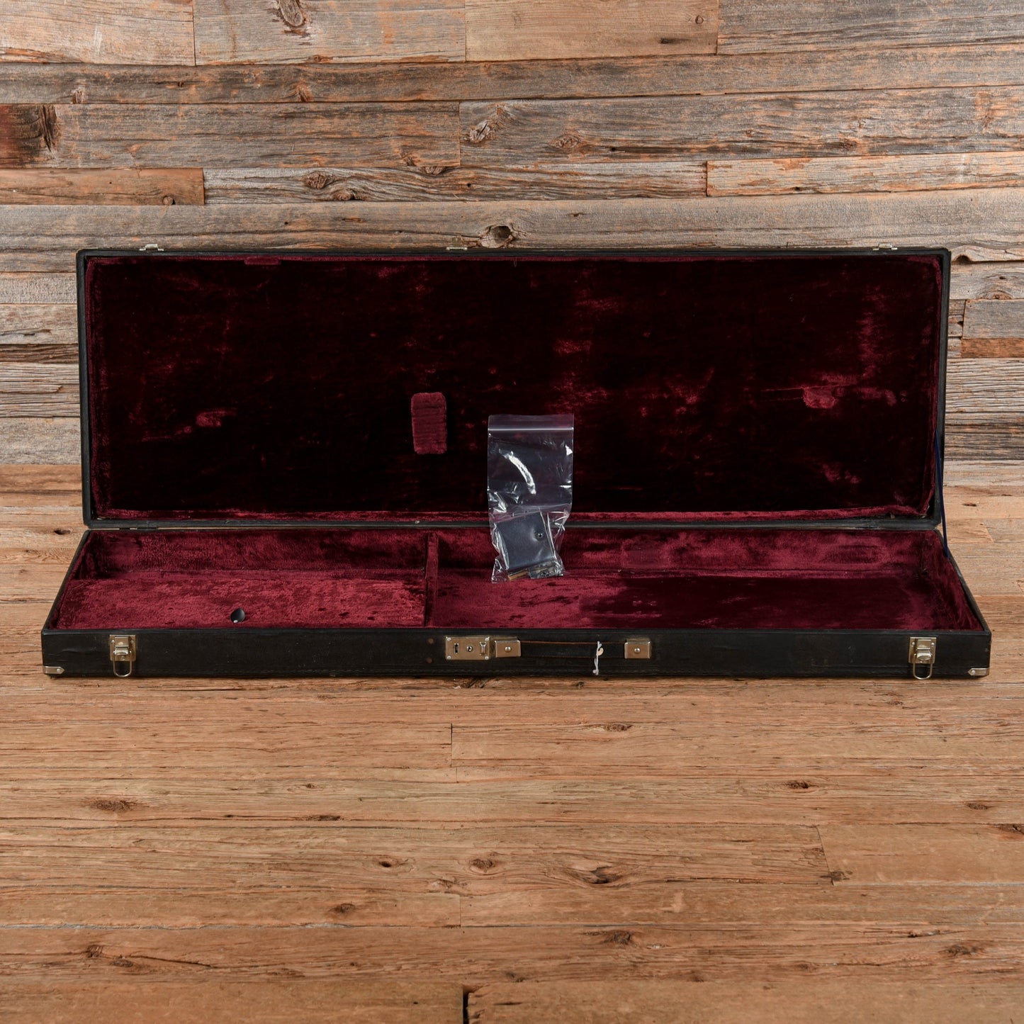 Guyatone EB-8 Red Burst 1960s