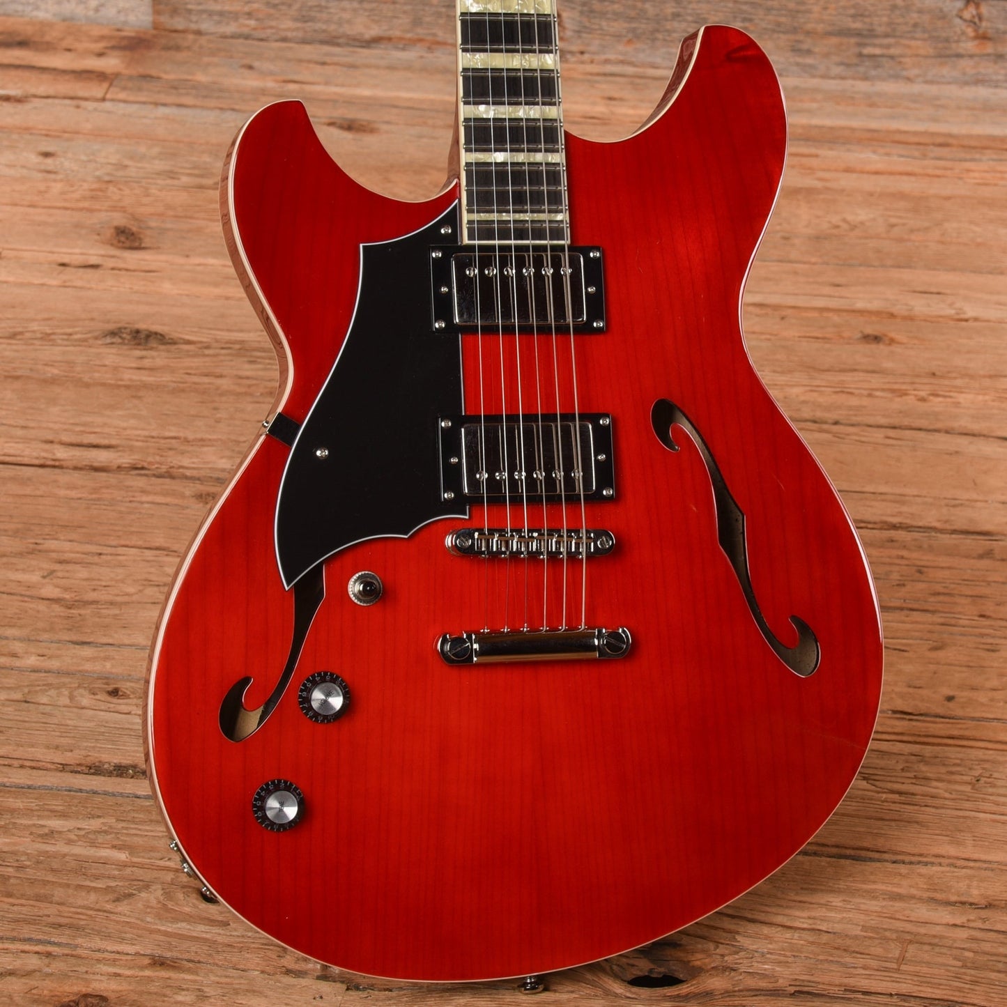 Rivolta by Novo Regata VII Rosso Red LEFTY