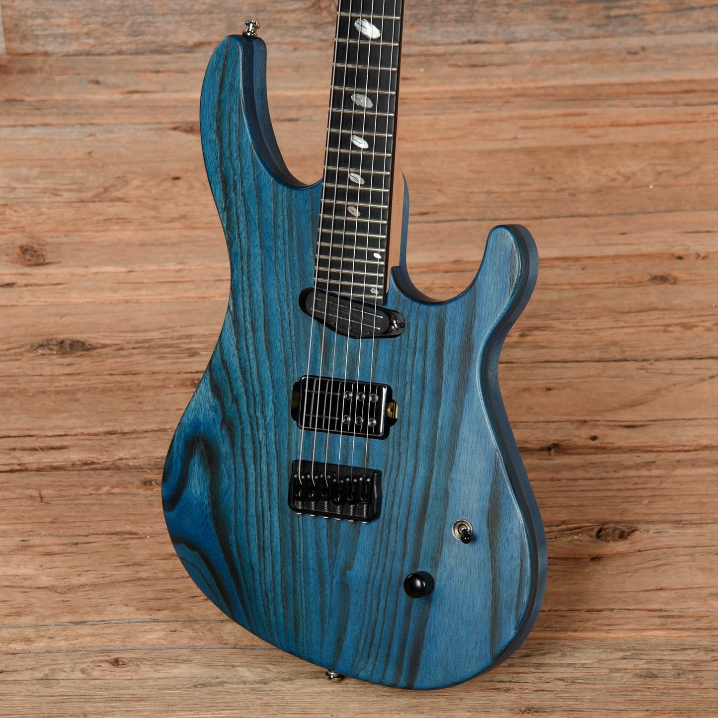 Caparison Horus Blue